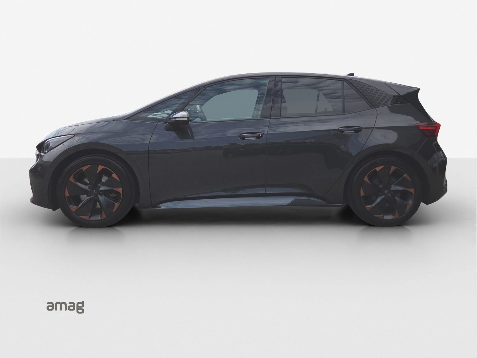 CUPRA Born 58 kWh-showroom-element-1