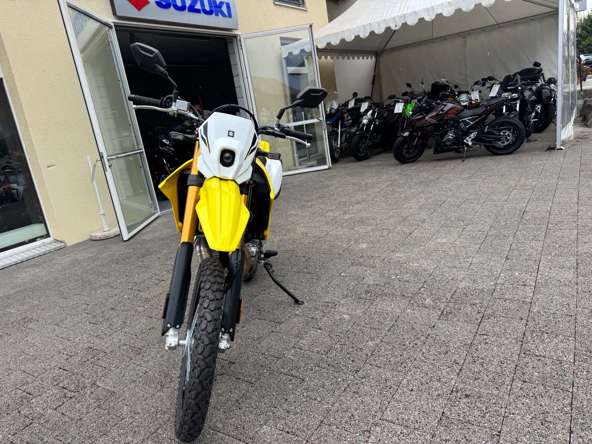 SUZUKI DR-Z 400 S-image-1