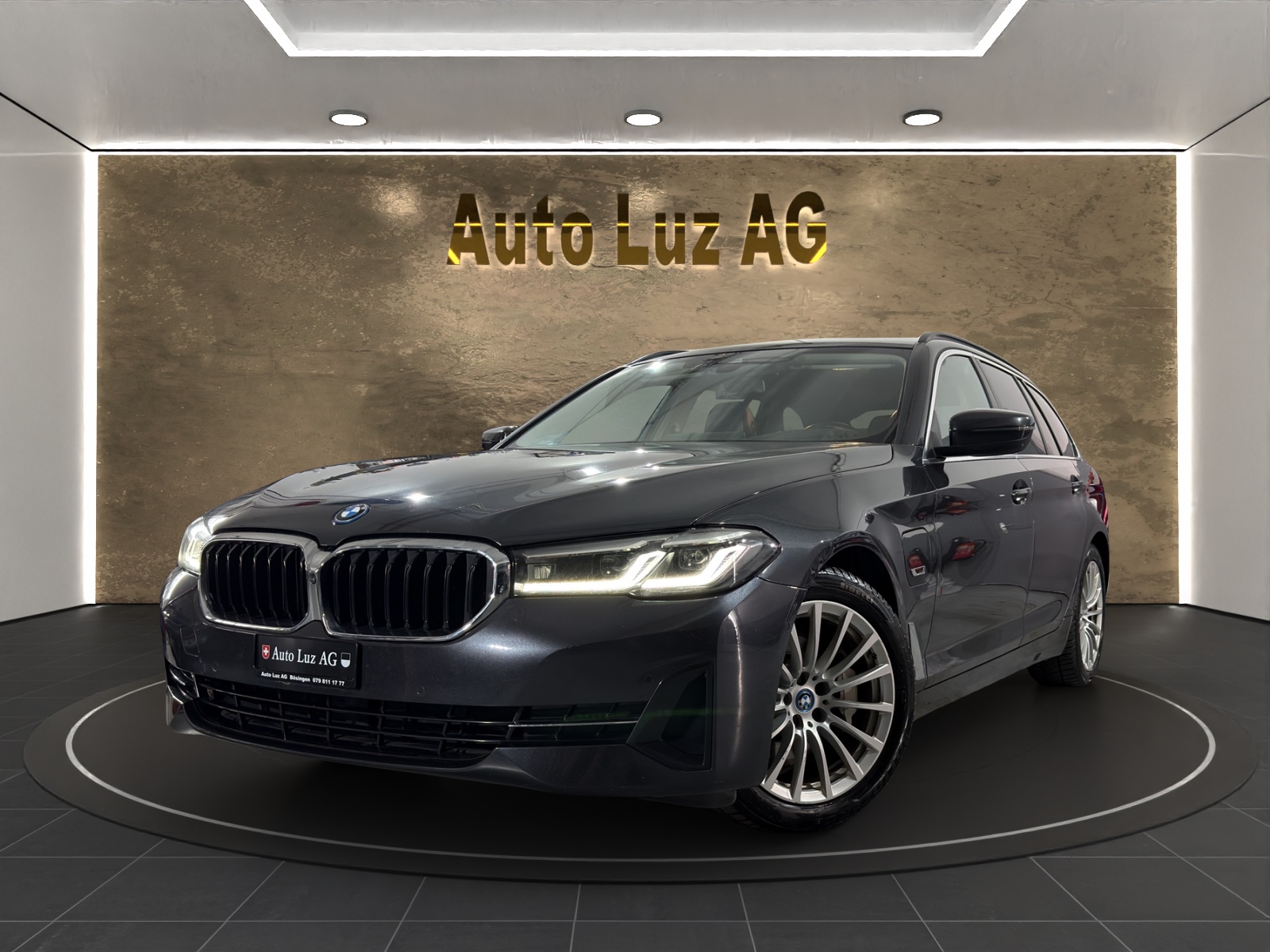 BMW 530e xDrive Touring Steptronic