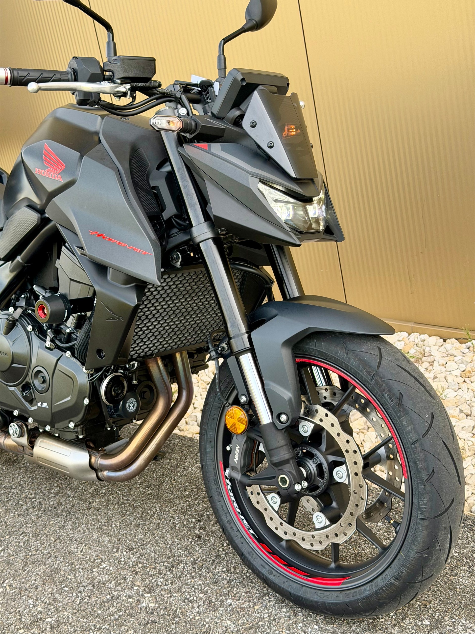 HONDA CB 750 Hornet (35kW) HIVE EDITION-image-1