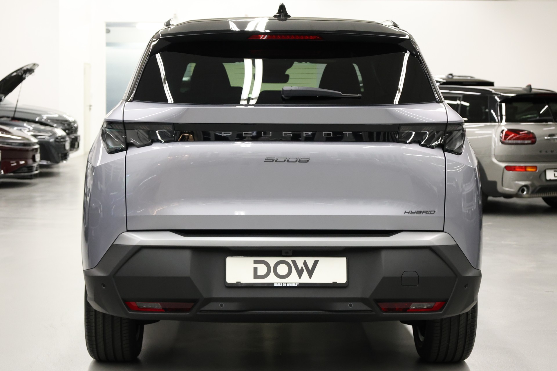 PEUGEOT 5008 1.2 Hybrid GT-image-9