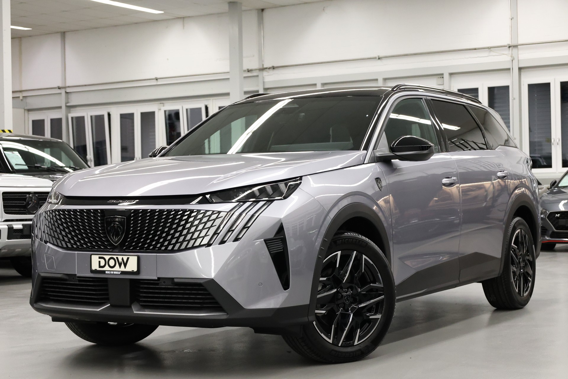 PEUGEOT 5008 1.2 Hybrid GT