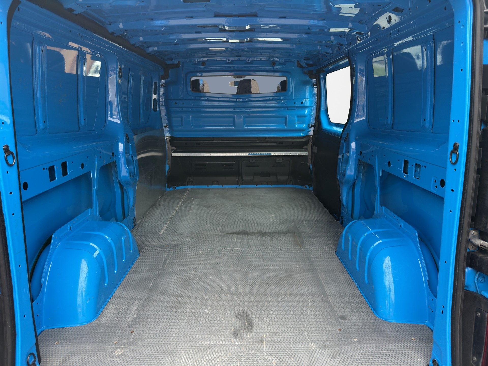 OPEL Vivaro 1.6 BiTurbo CDTI ecoFLEX 2.9t L2H1-image-16