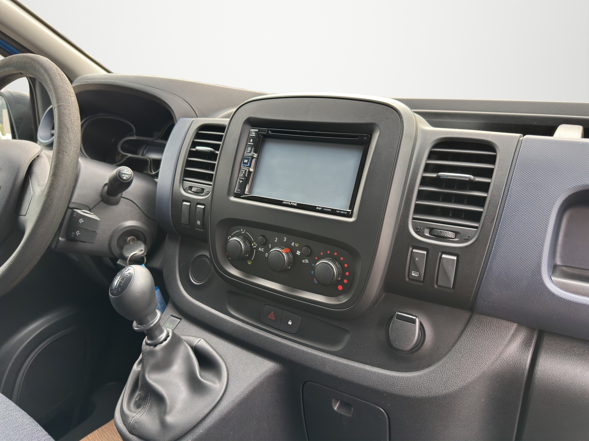 OPEL Vivaro 1.6 BiTurbo CDTI ecoFLEX 2.9t L2H1-image-12
