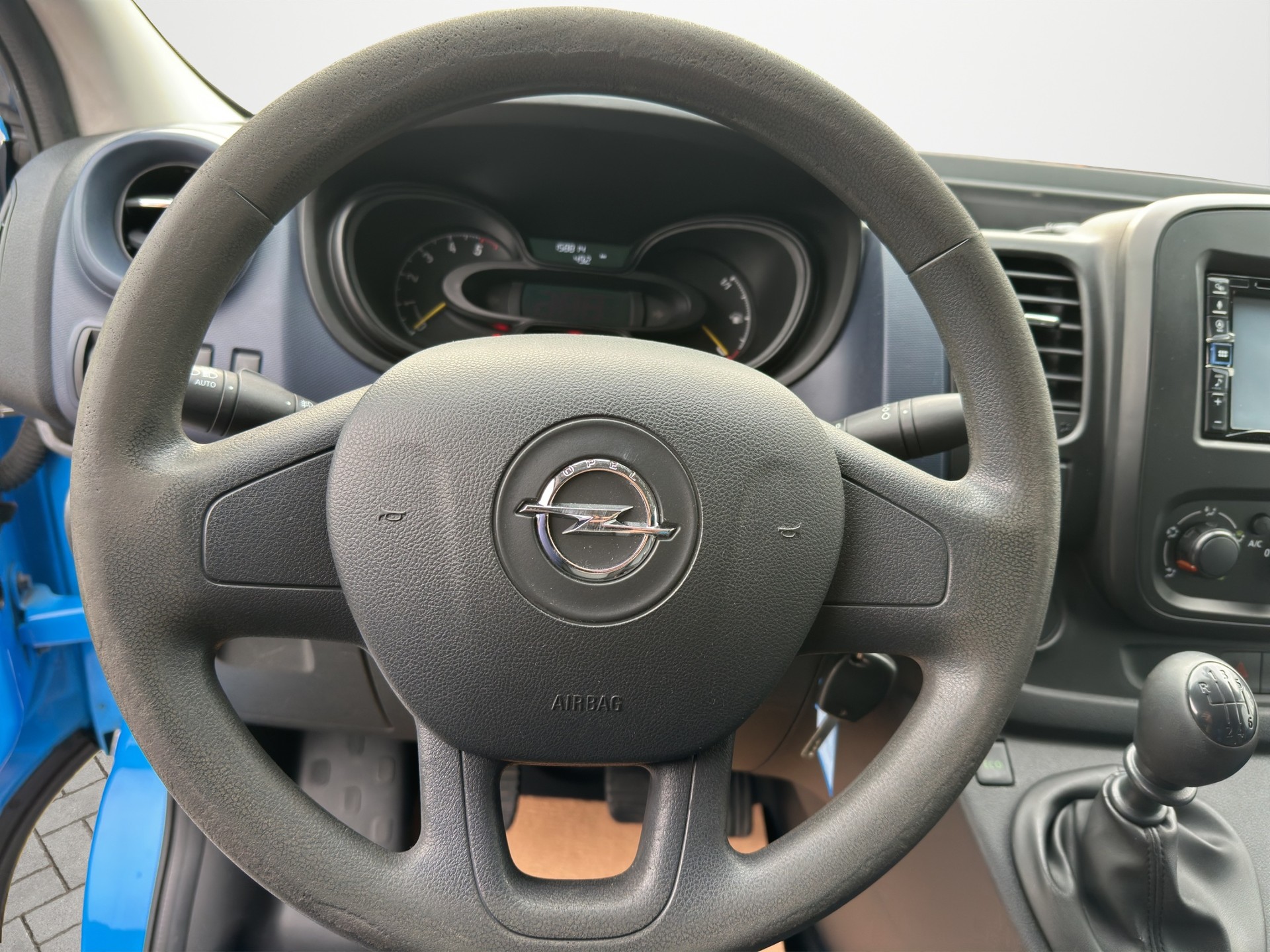 OPEL Vivaro 1.6 BiTurbo CDTI ecoFLEX 2.9t L2H1-image-9
