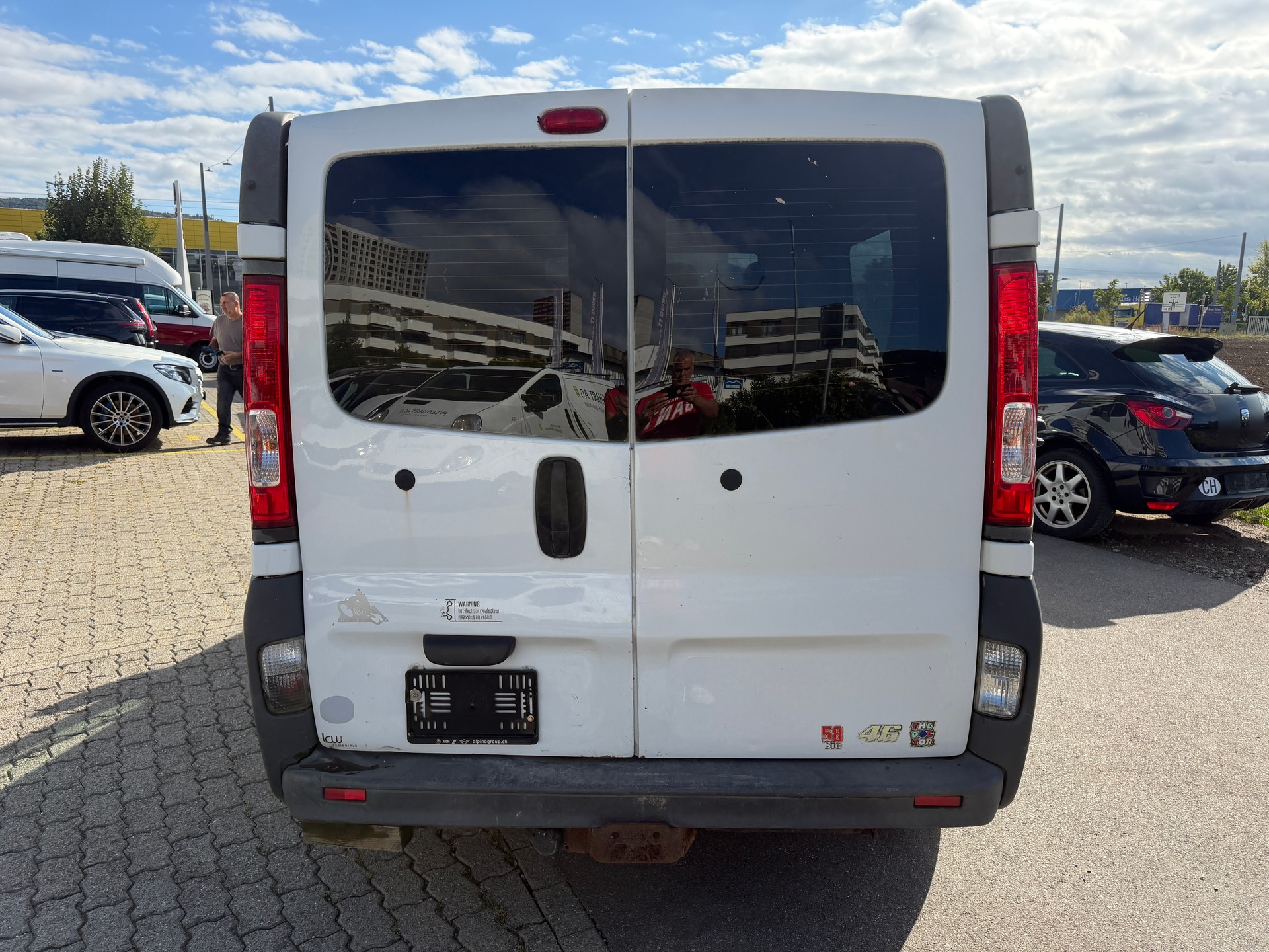 RENAULT Trafic 2.0 dCi 90 2.7t L1H1-image-4