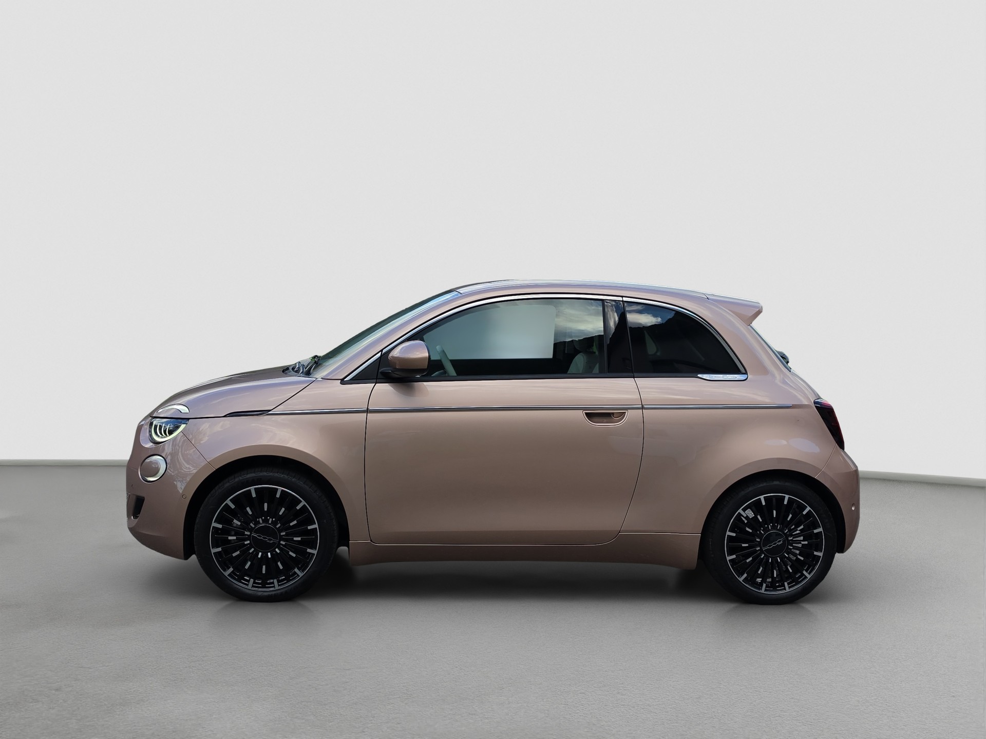 FIAT 500 electric 42kWh La Prima-showroom-element-1