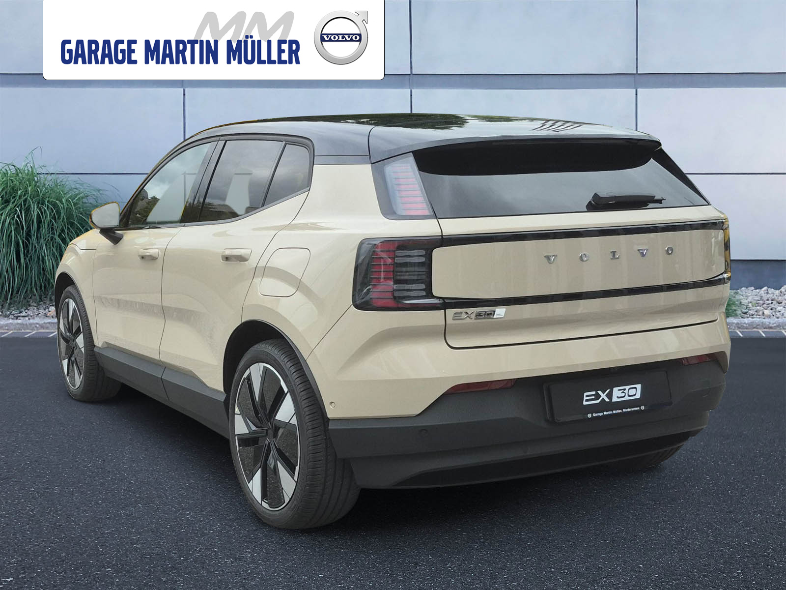 VOLVO EX 30 E60 Twin Ultra Performance AWD-showroom-element-2