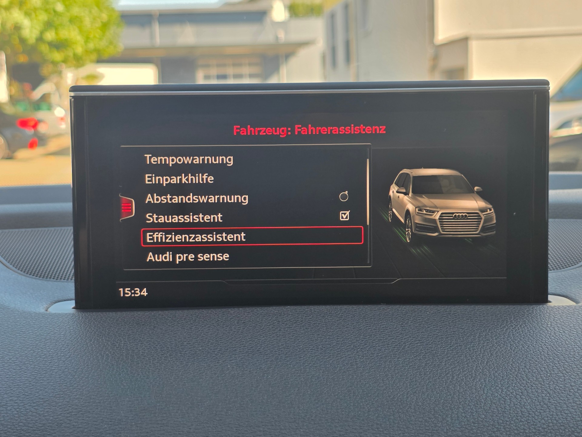 AUDI Q7 3.0 TDI quattro tiptronic // S-LINE INNEN + S-LINE AUSSEN| 7-PLÄTZER| PANORAMA| KEYLESS| MEMORY PAKET| SPURASSISTENT-image-25
