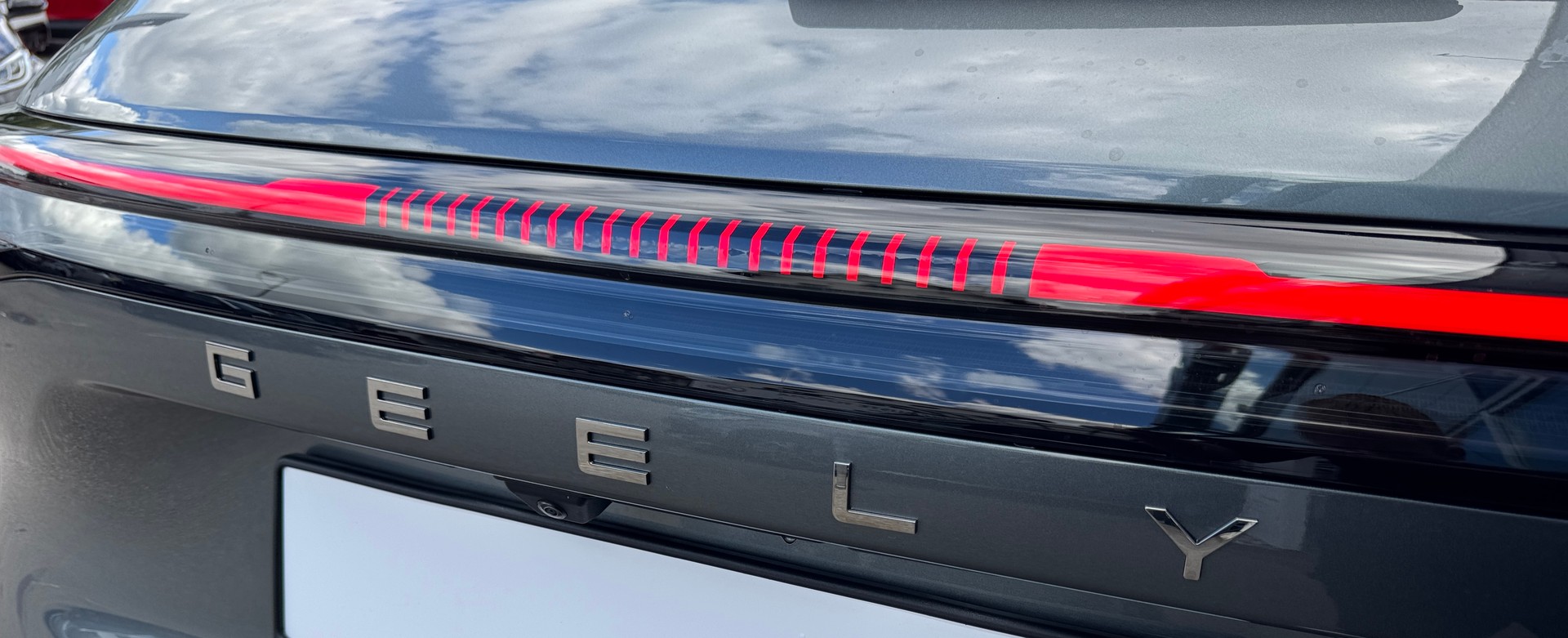 GEELY STARRAY EM-i Max+29.8 kWh volcanic grey-image-10