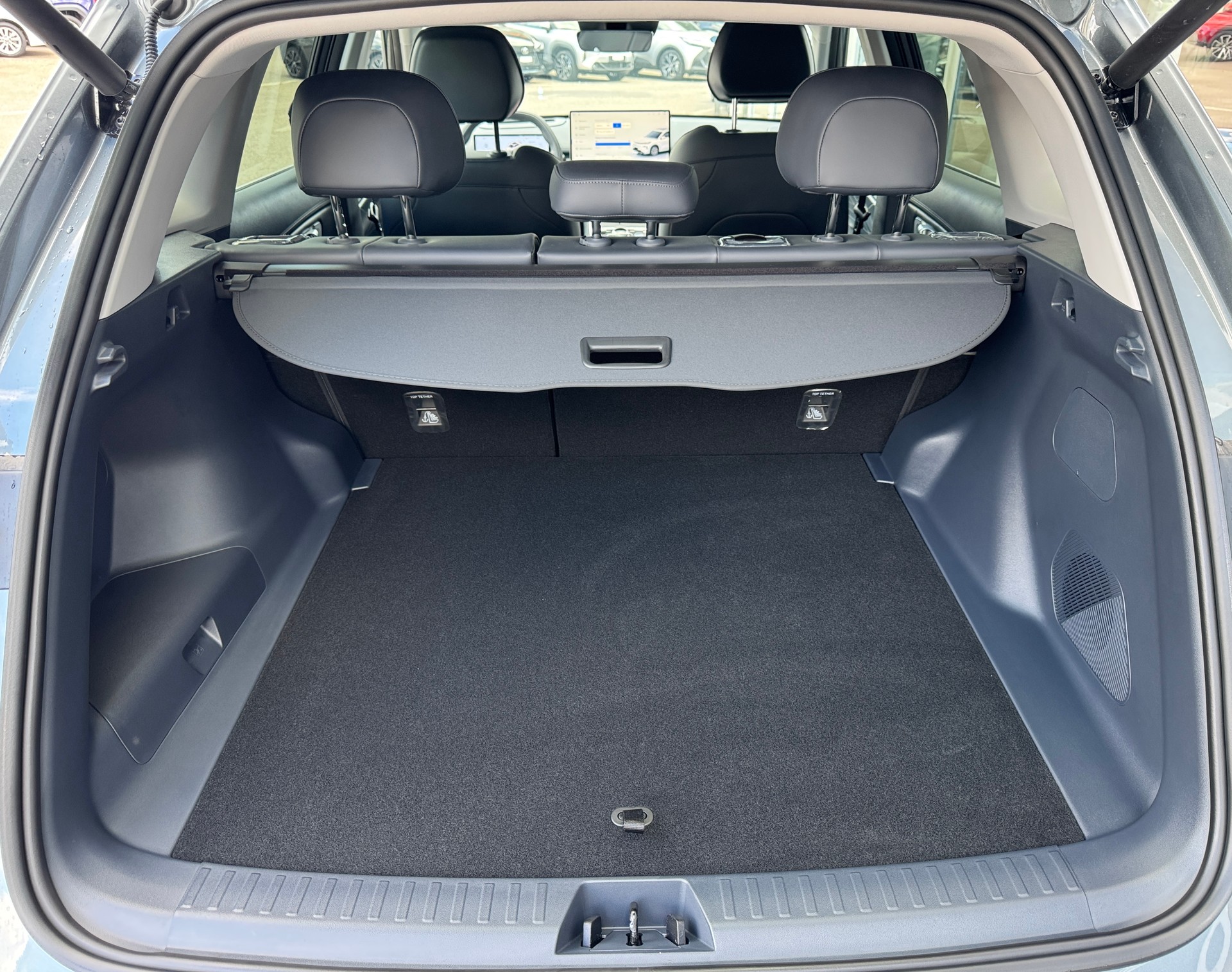 GEELY STARRAY EM-i Max+29.8 kWh volcanic grey-image-8