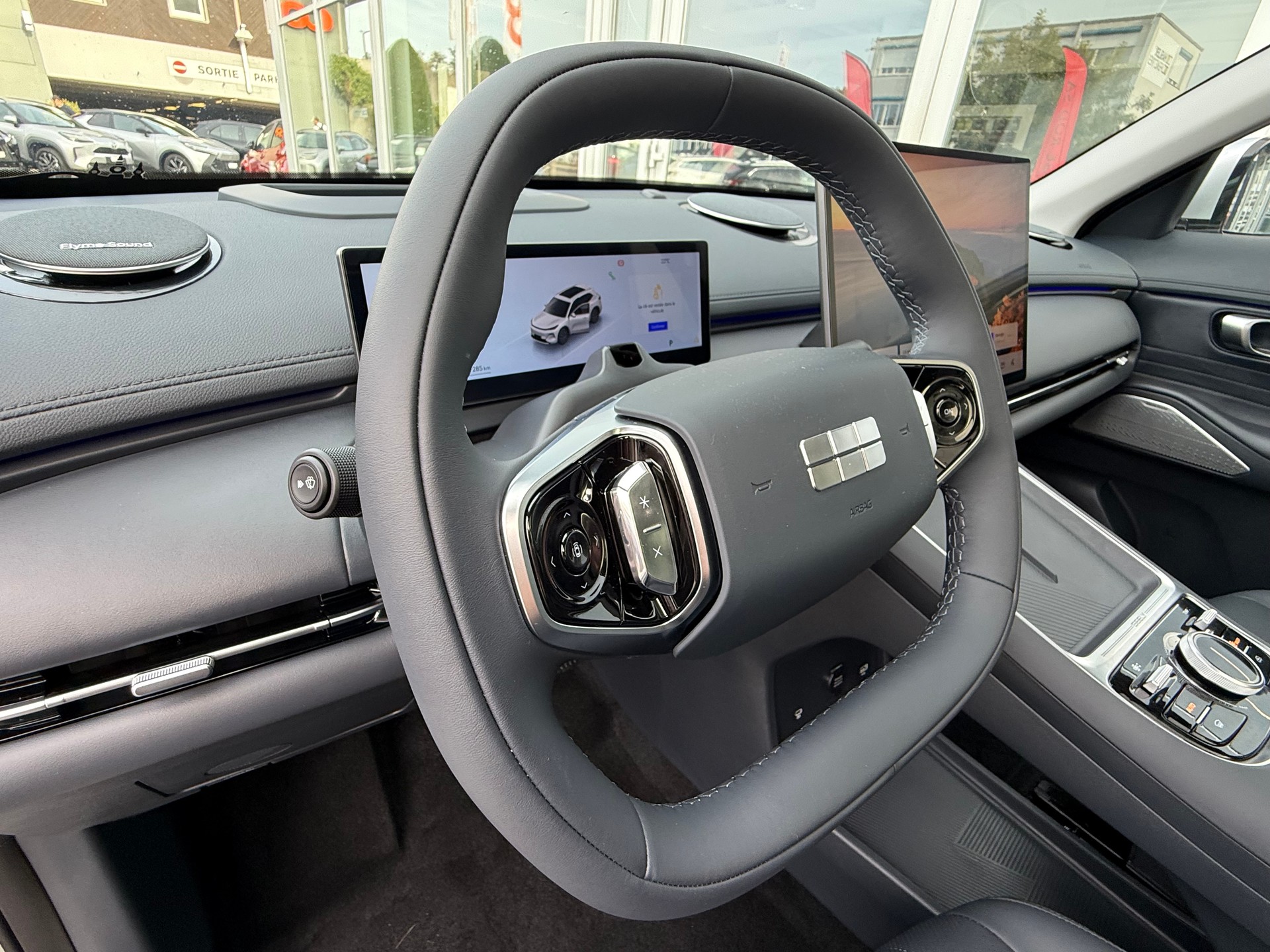 GEELY STARRAY EM-i Max+29.8 kWh volcanic grey-image-25