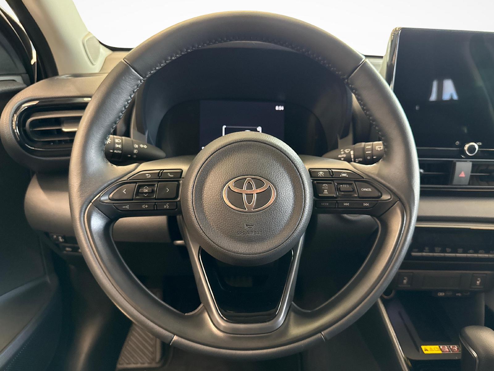 TOYOTA Yaris 1.5 VVT-i HSD Trend-image-13