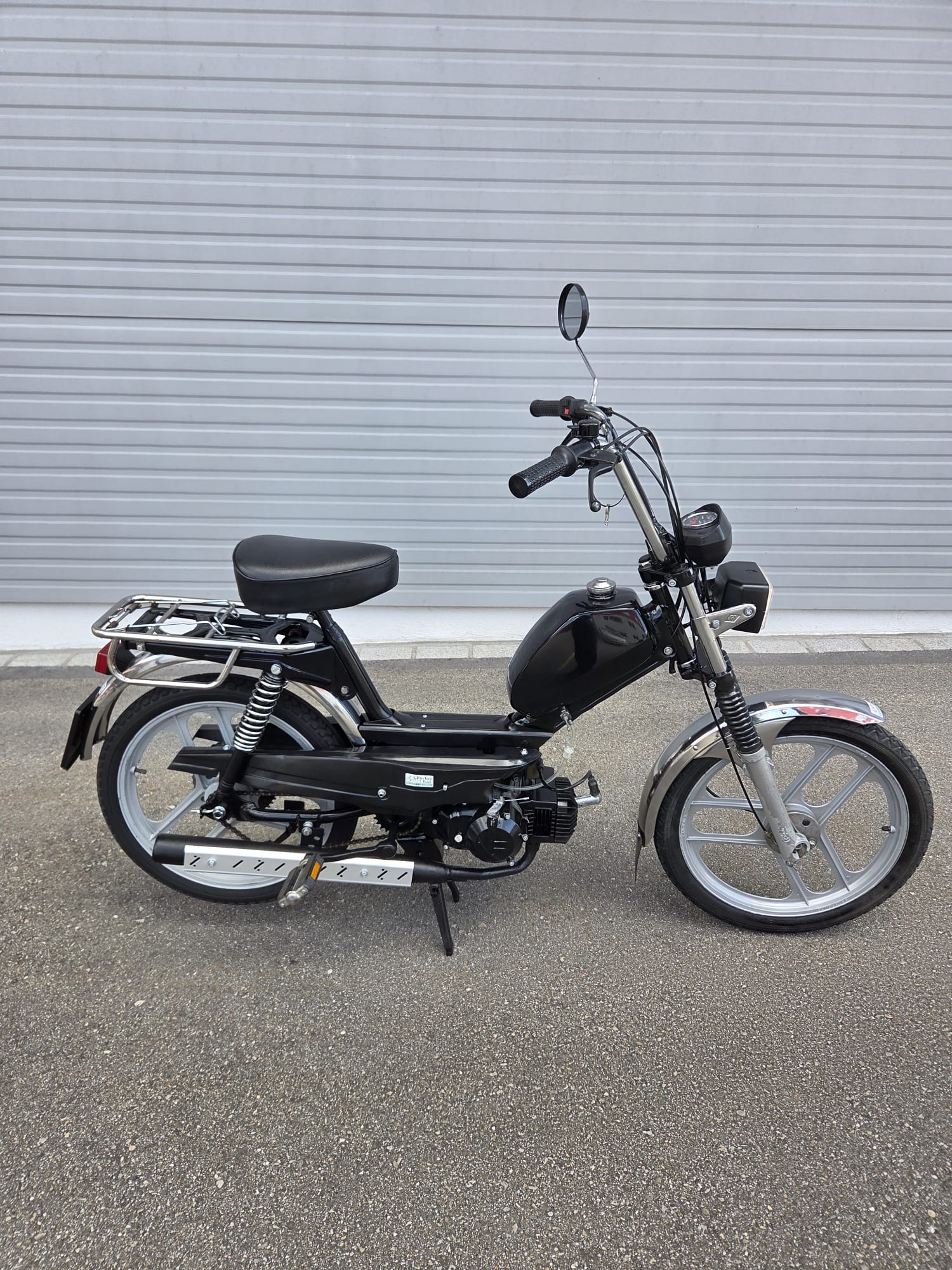 PONY GTX 521 ab Service top-image-0