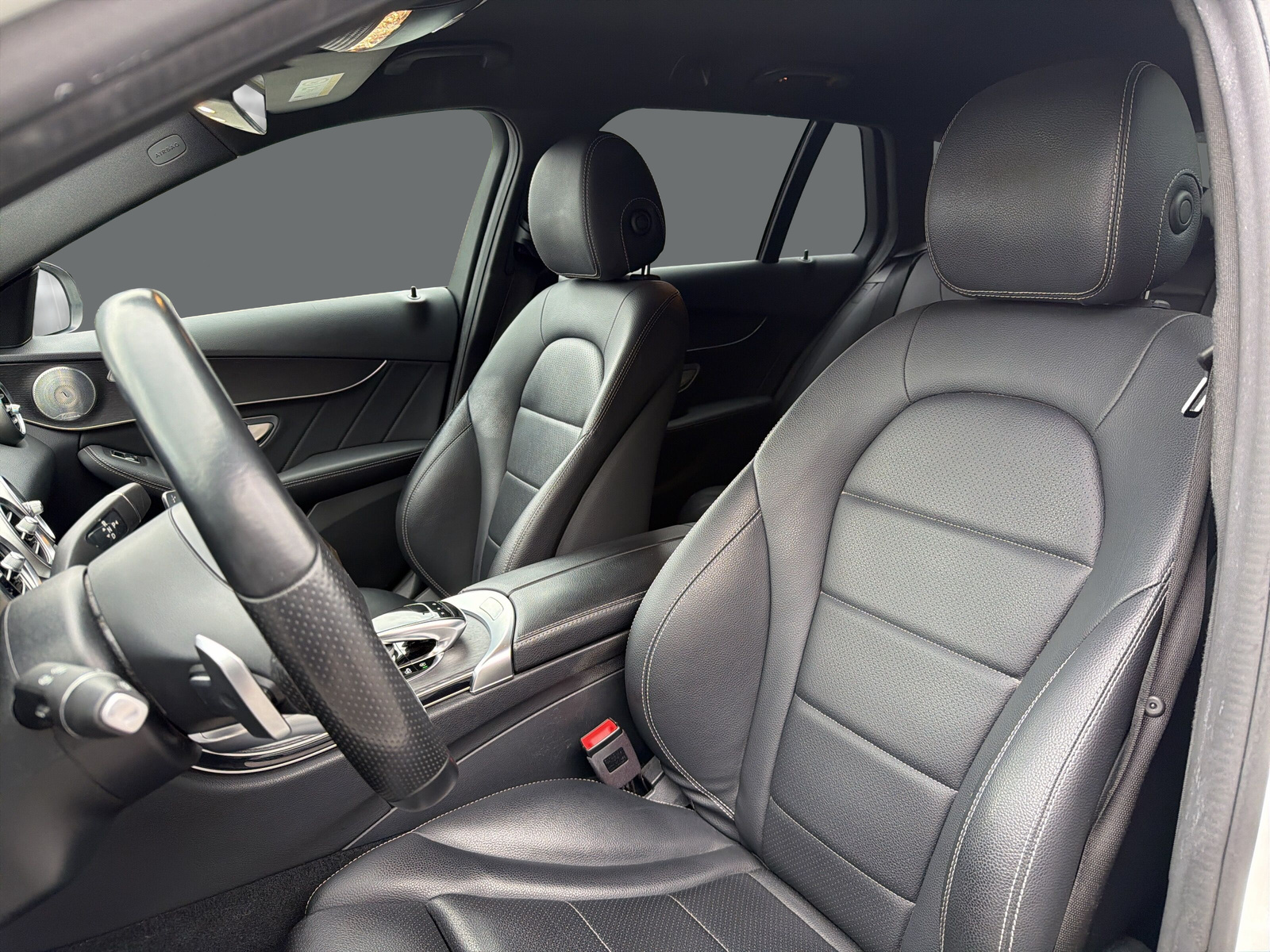 MERCEDES-BENZ C 220d SwissStar AMG L.4M-image-8