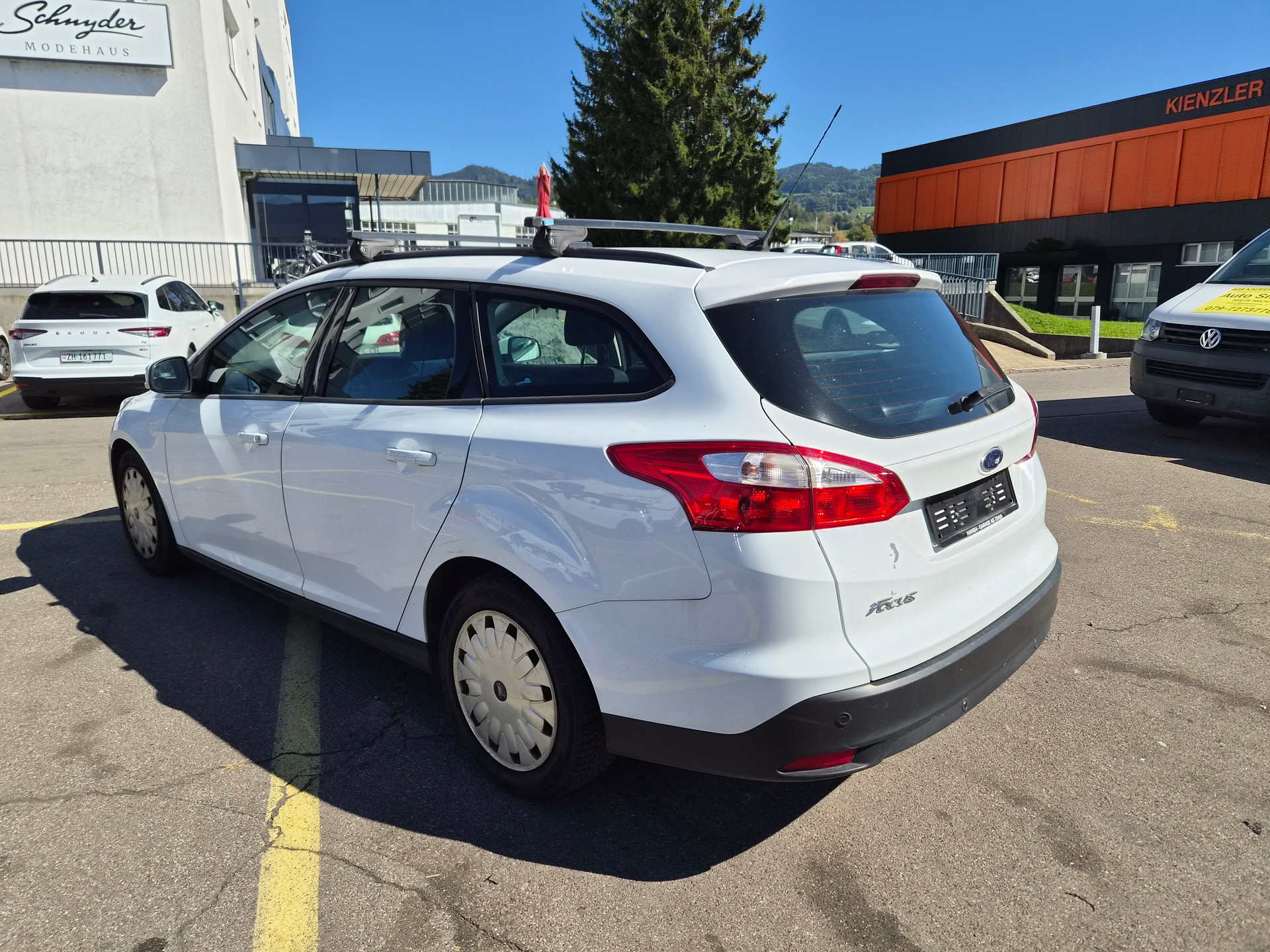 FORD Focus 1.6 TDCi ECOnetic Trend-showroom-element-3