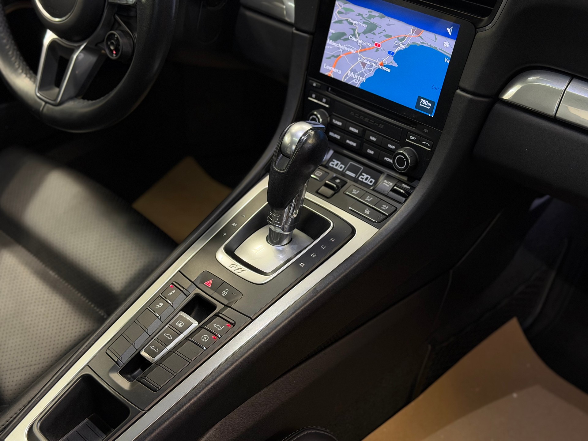 PORSCHE 911 Carrera 4S PDK-image-19