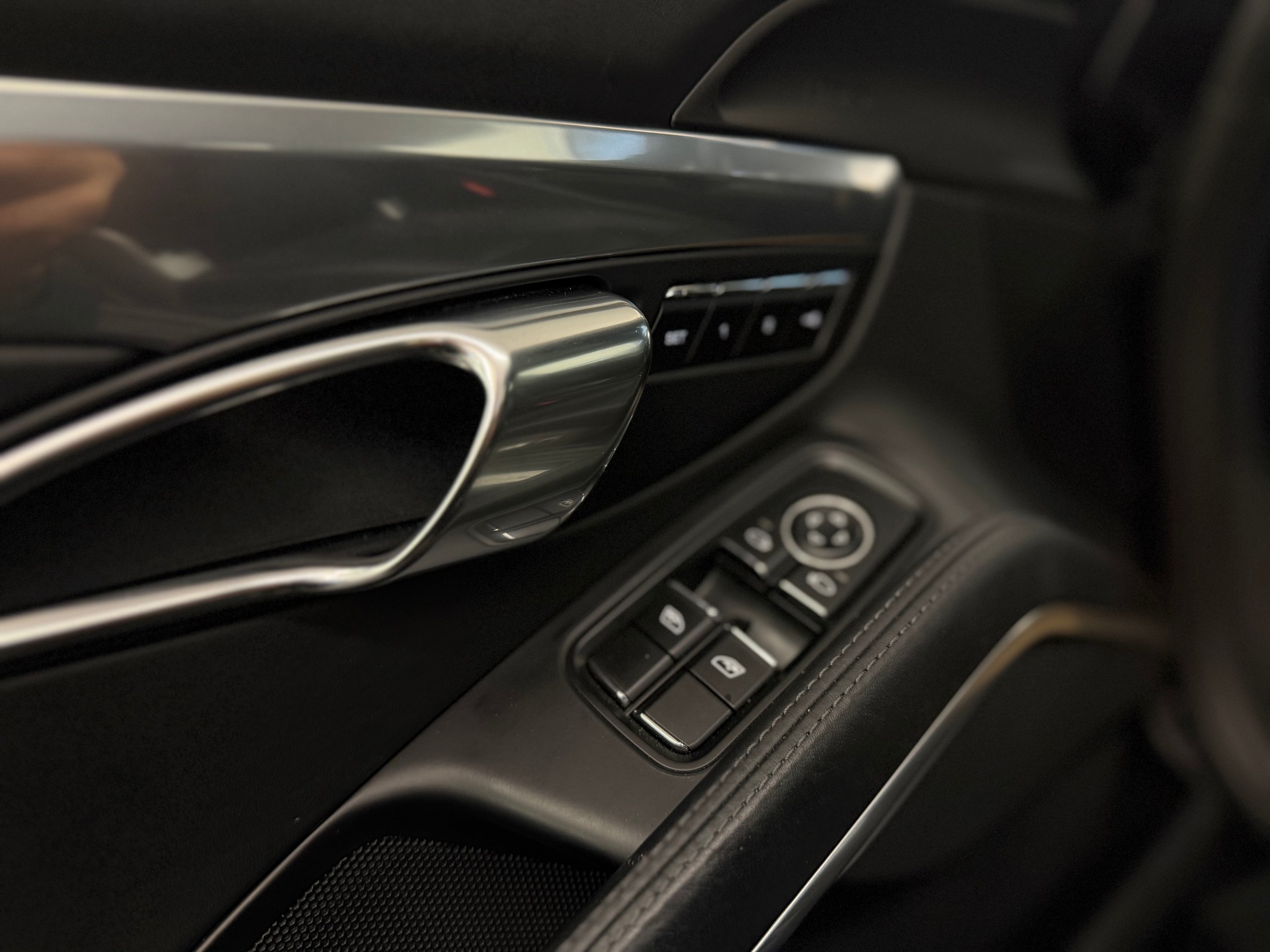 PORSCHE 911 Carrera 4S PDK-image-23