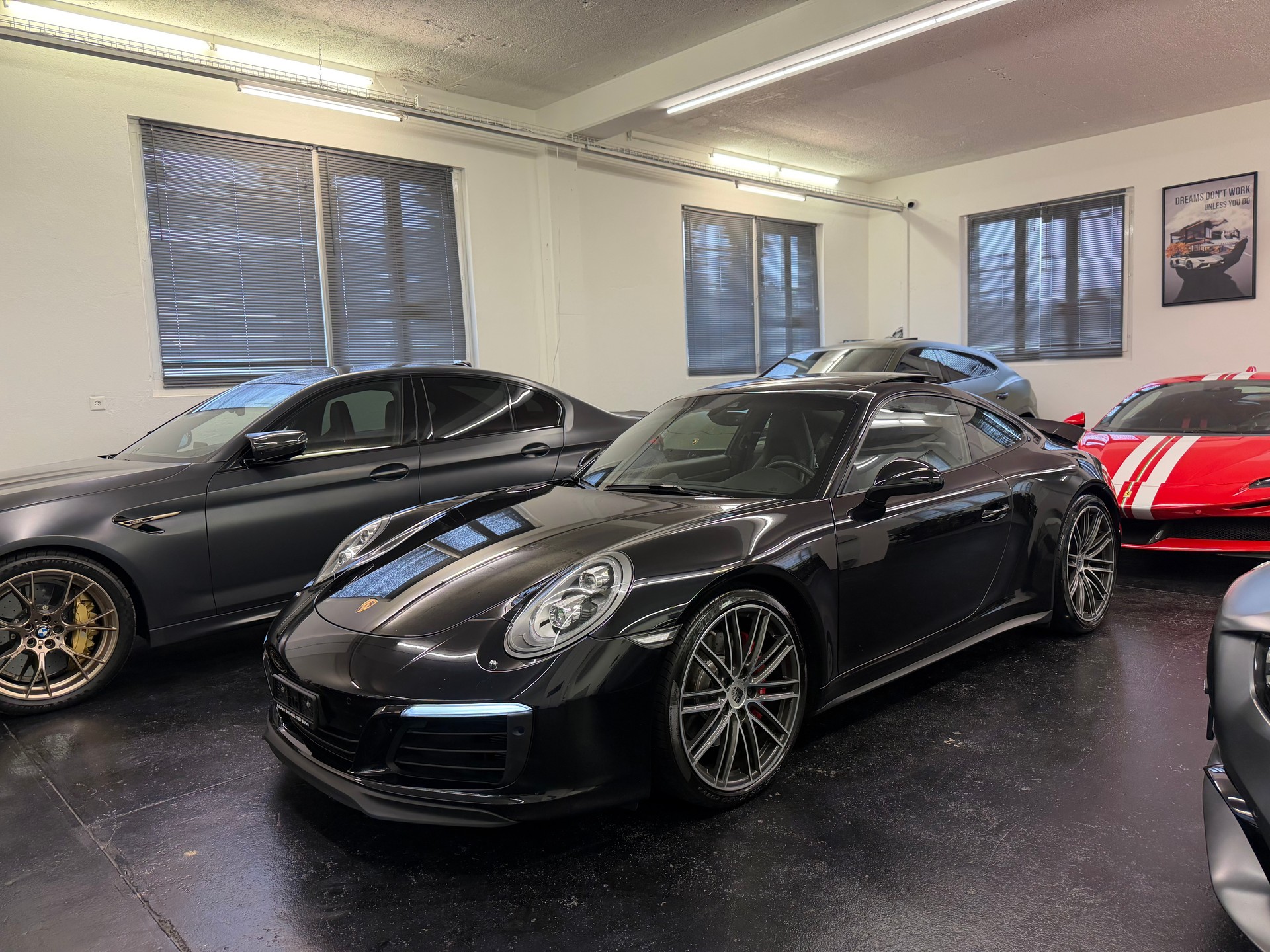 PORSCHE 911 Carrera 4S PDK