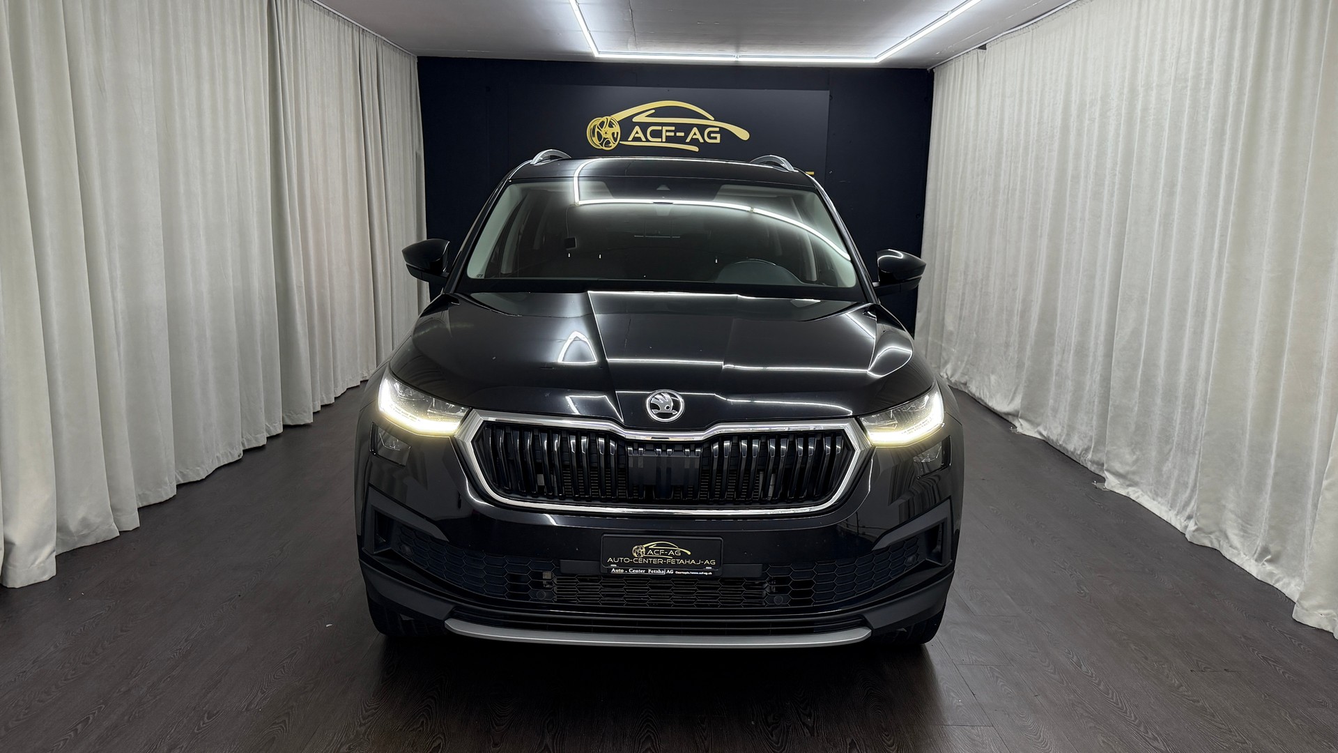 SKODA Kodiaq 2.0 TDI Clever DSG 4x4-showroom-element-1
