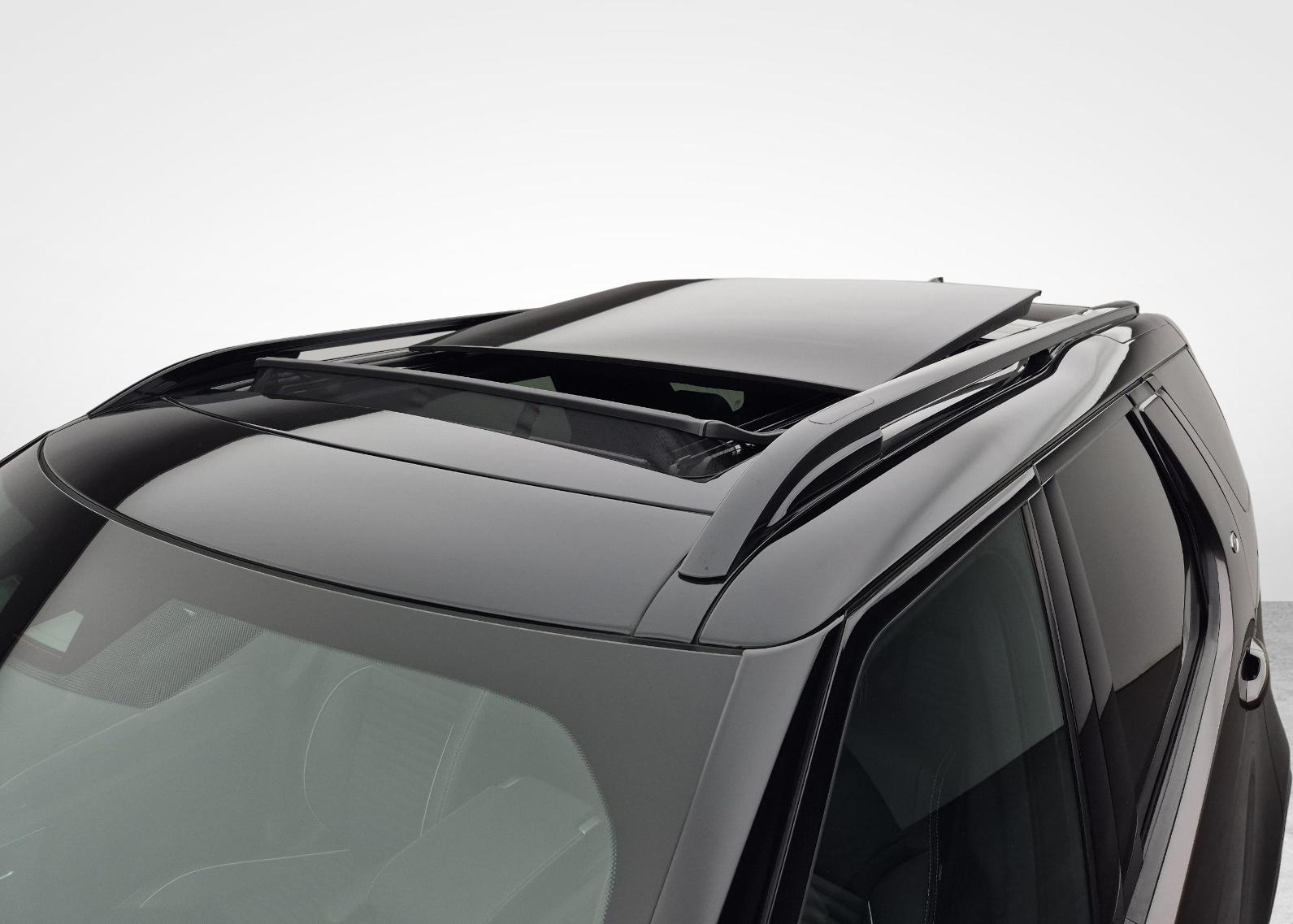 LAND ROVER Discovery 3.0 D I6 300 Dynamic HSE 7 Plätzer-image-16