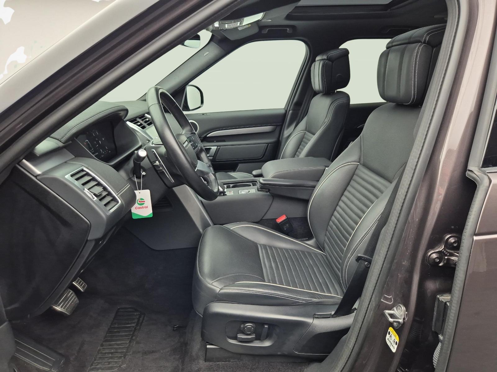 LAND ROVER Discovery 3.0 D I6 300 Dynamic HSE 7 Plätzer-showroom-element-2