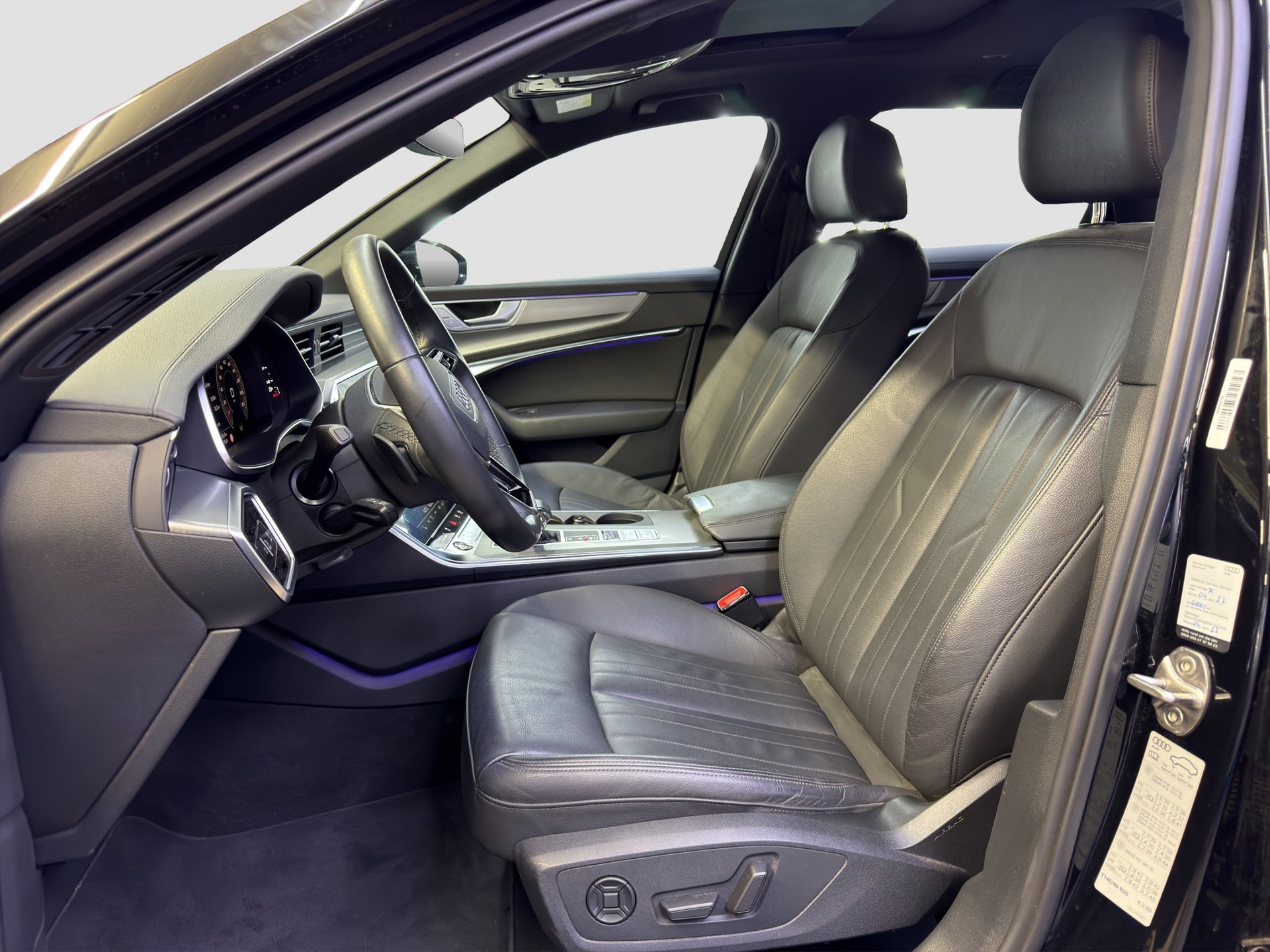 AUDI A6 Avant 55 TFSI S line quattro S-tronic-image-7