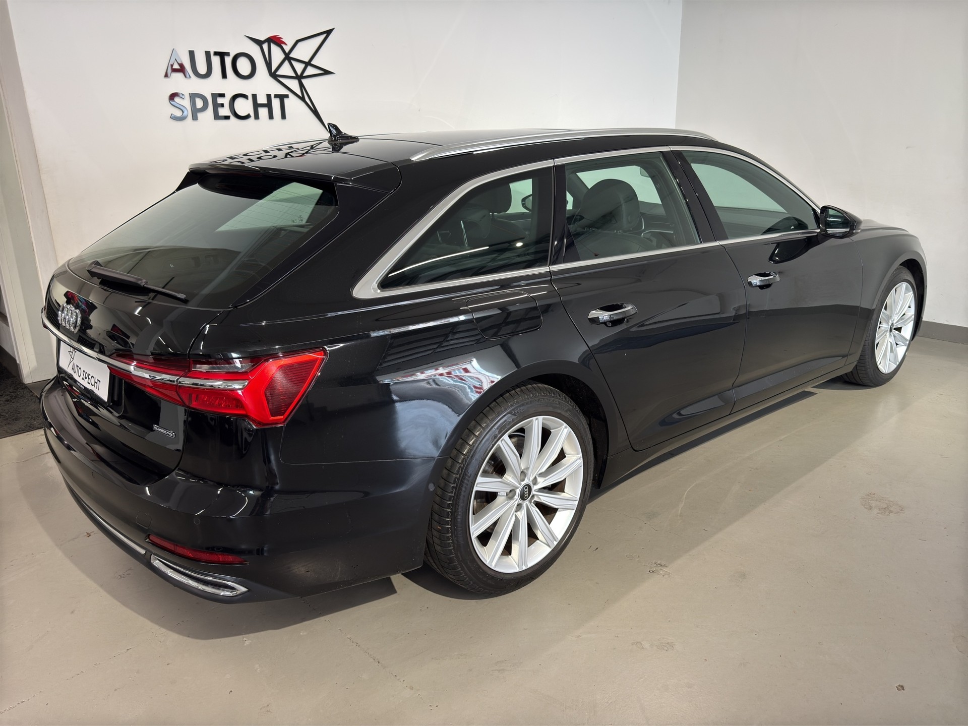 AUDI A6 Avant 55 TFSI S line quattro S-tronic-showroom-element-3