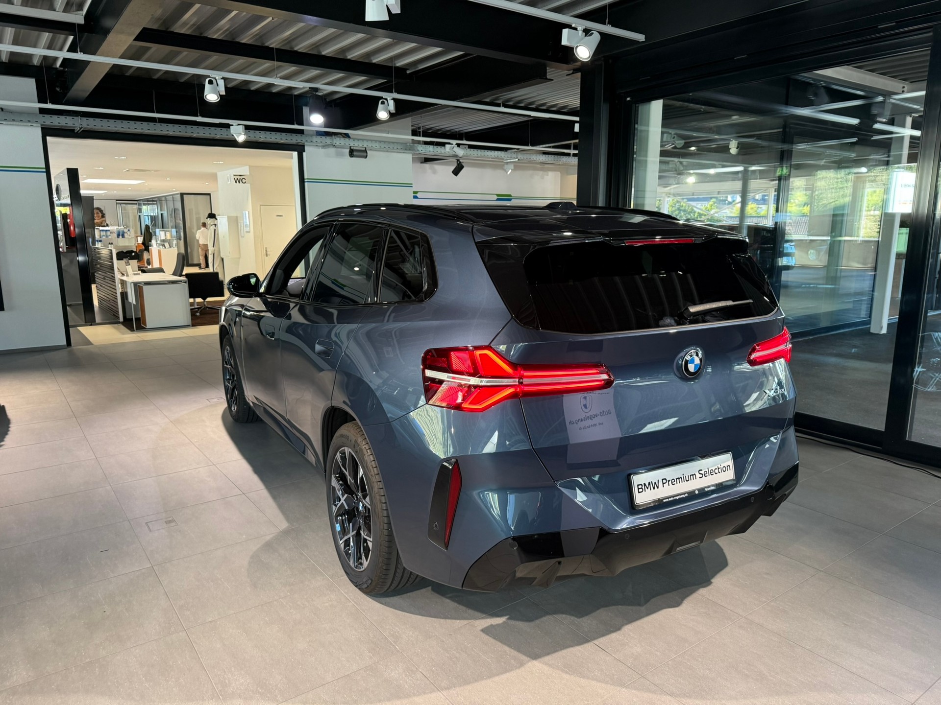 BMW X3 xDrive 20 48V M Sport-showroom-element-3