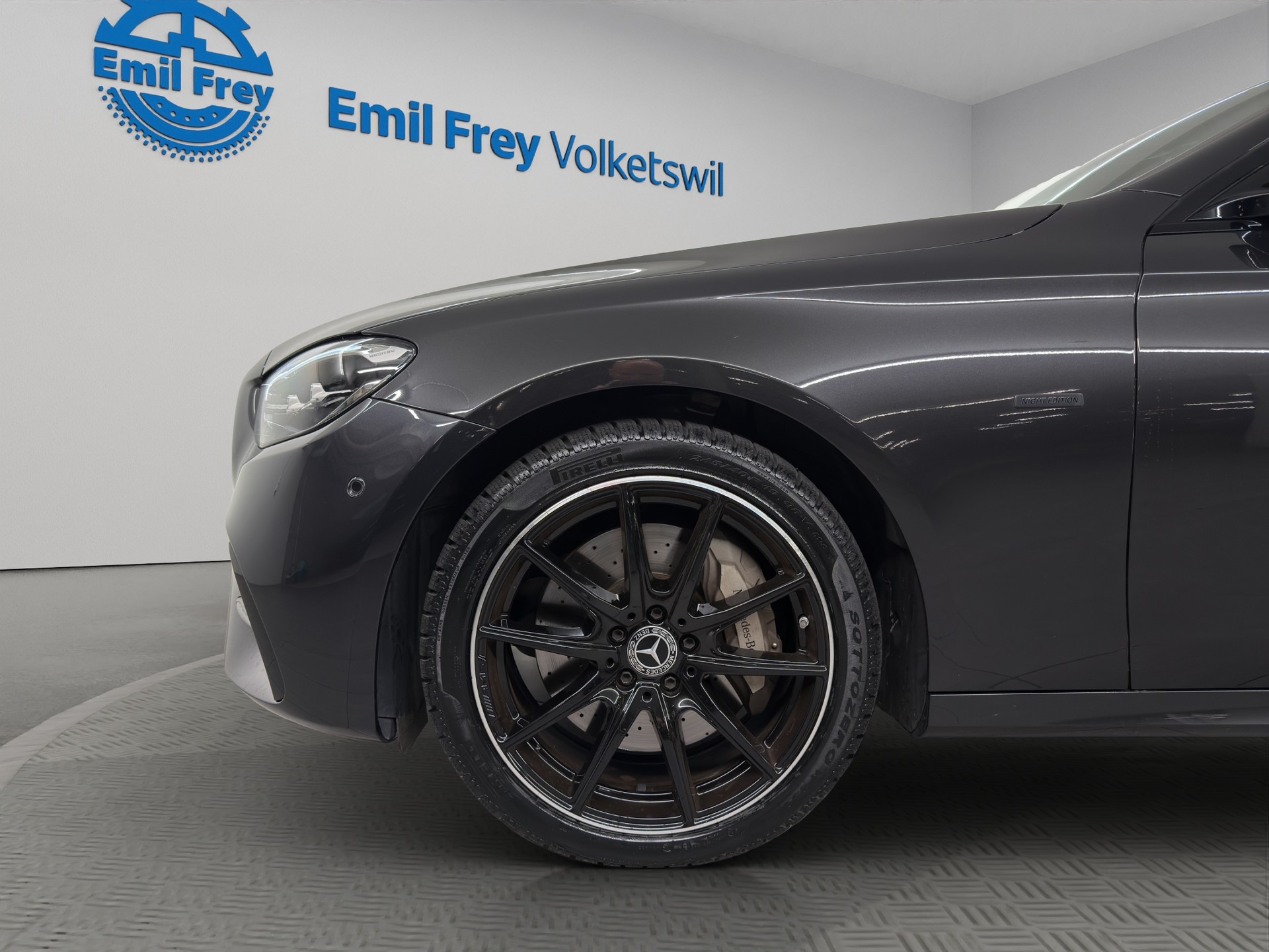 MERCEDES-BENZ E-Klasse E 400 d AMG Line 4matic-showroom-element-3
