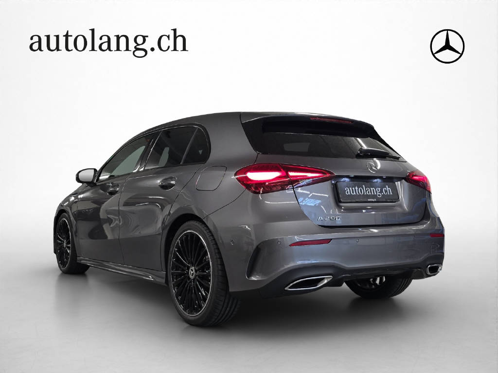 MERCEDES-BENZ A 200 AMG Line Night Star-showroom-element-3