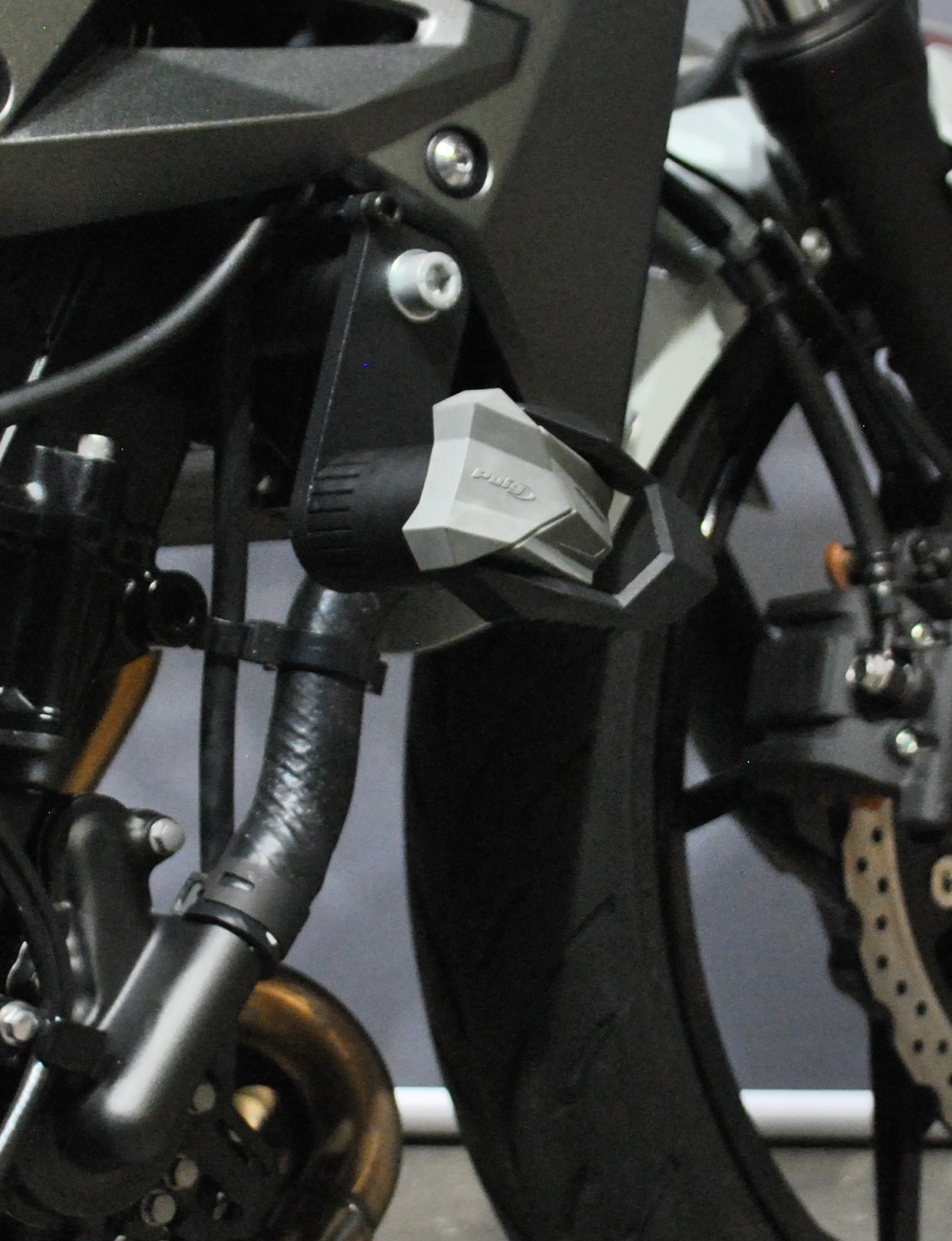 KAWASAKI Z 400-image-7