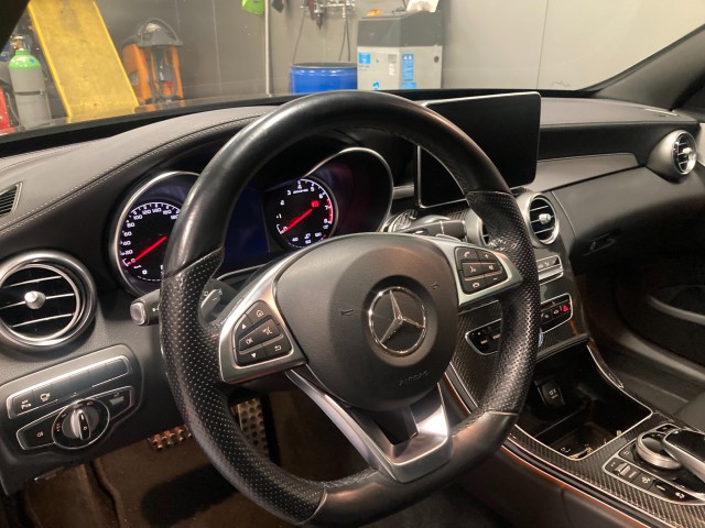 MERCEDES-BENZ C 43 AMG 4Matic 9G-Tronic-image-3