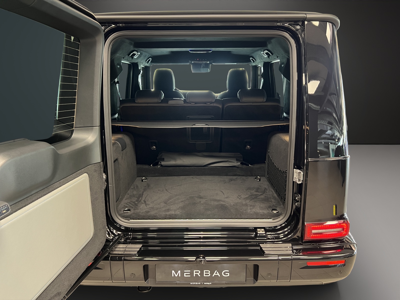 MERCEDES-BENZ G 580 EQ 116kWh-image-6
