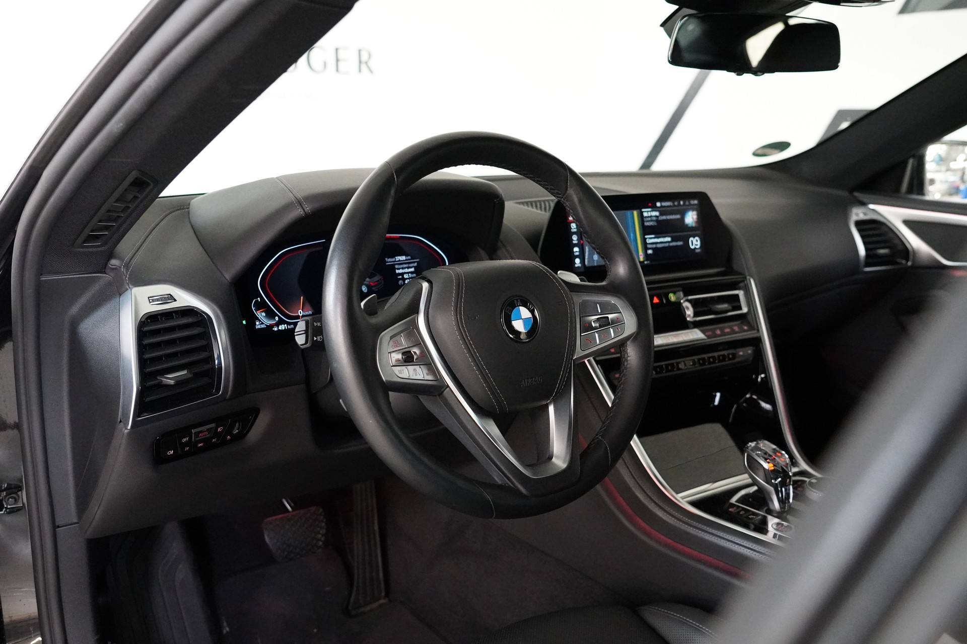 BMW 840d xDrive 48V Steptronic-image-23