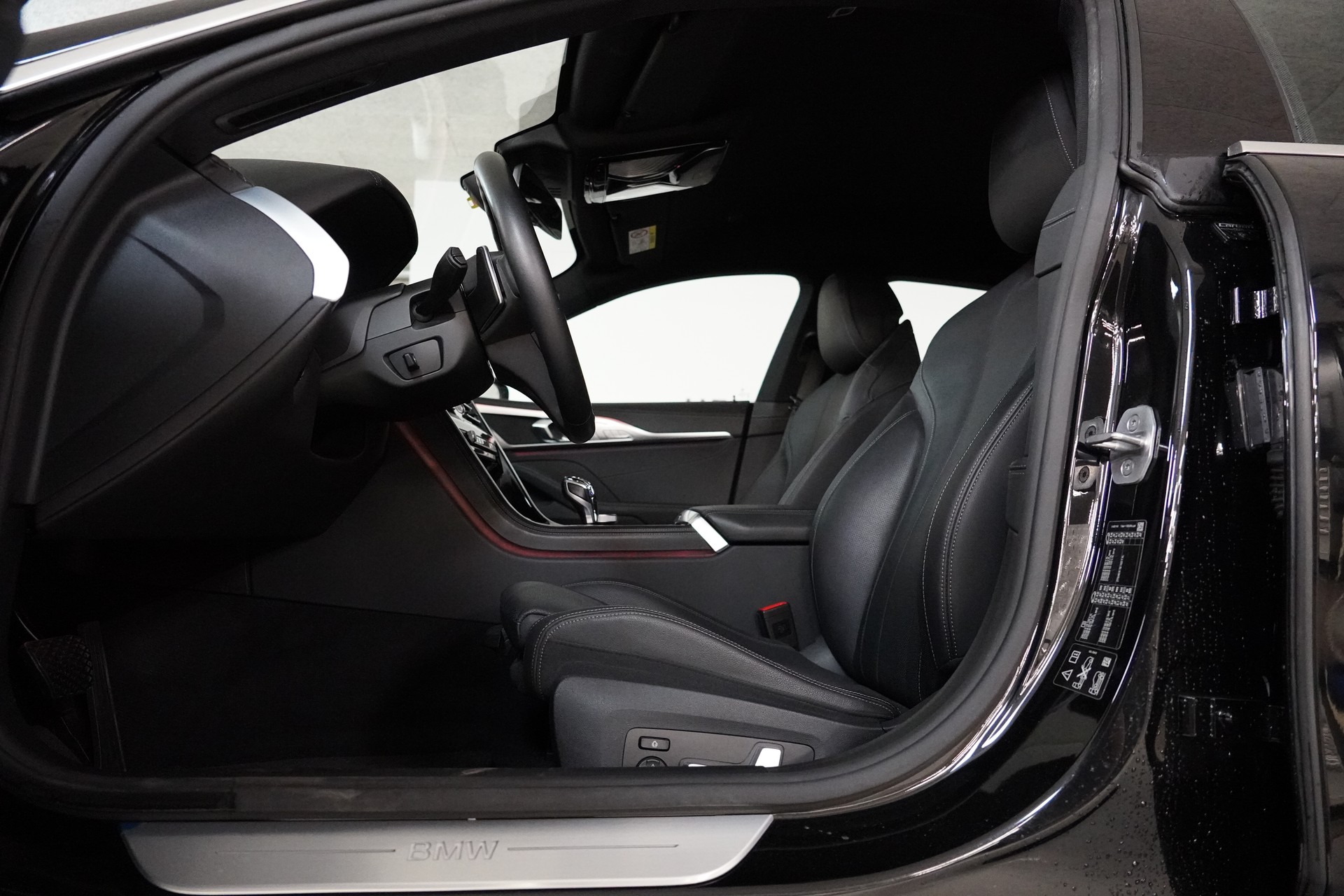 BMW 840d xDrive 48V Steptronic-image-10