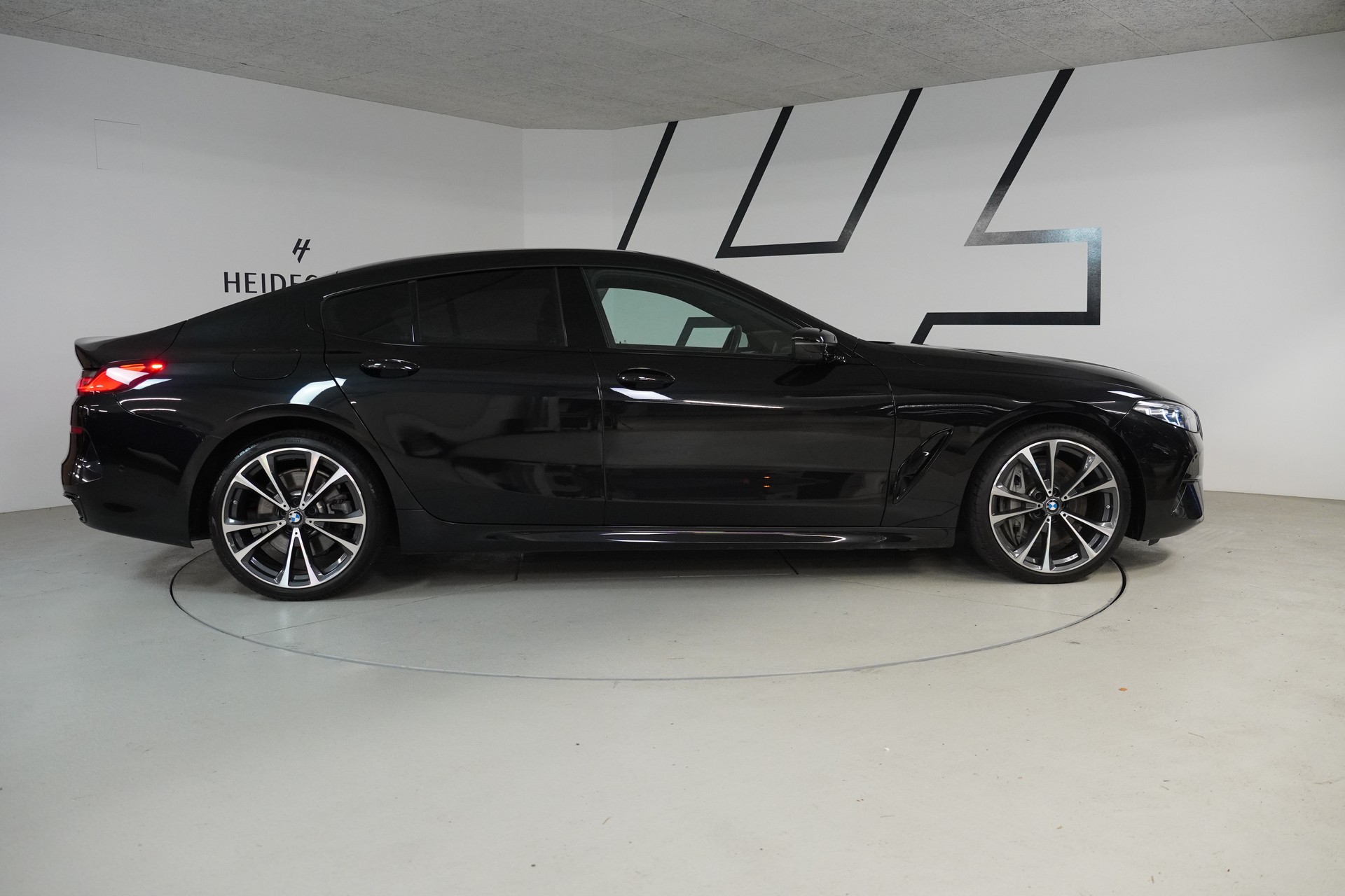 BMW 840d xDrive 48V Steptronic-image-7