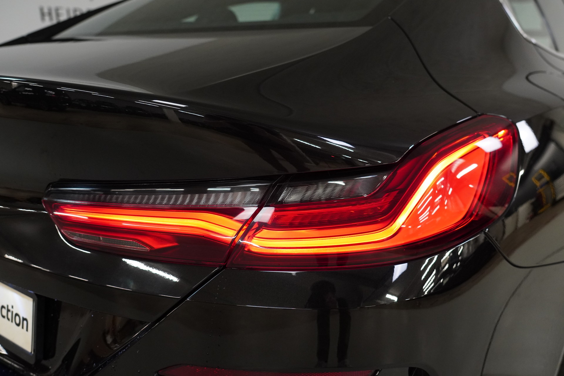 BMW 840d xDrive 48V Steptronic-image-16