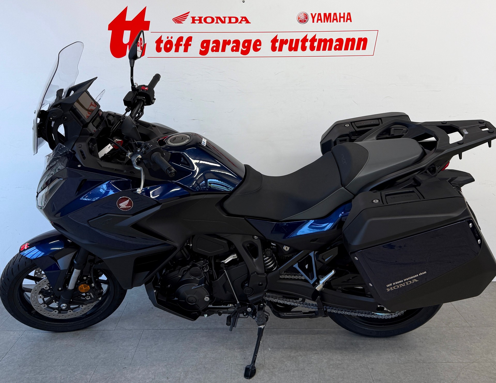 HONDA NT 1100-image-1