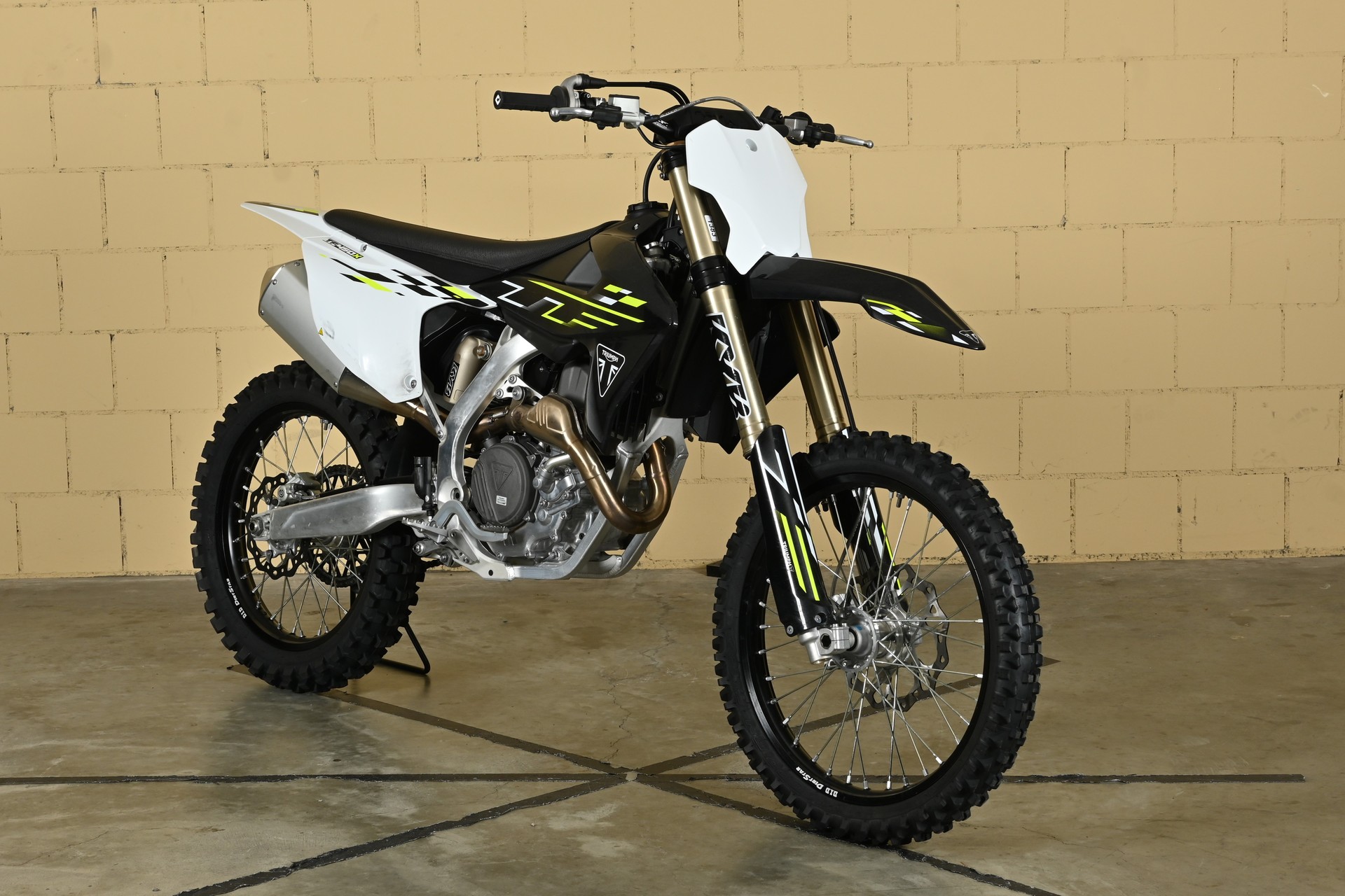 TRIUMPH TF450 X-image-1