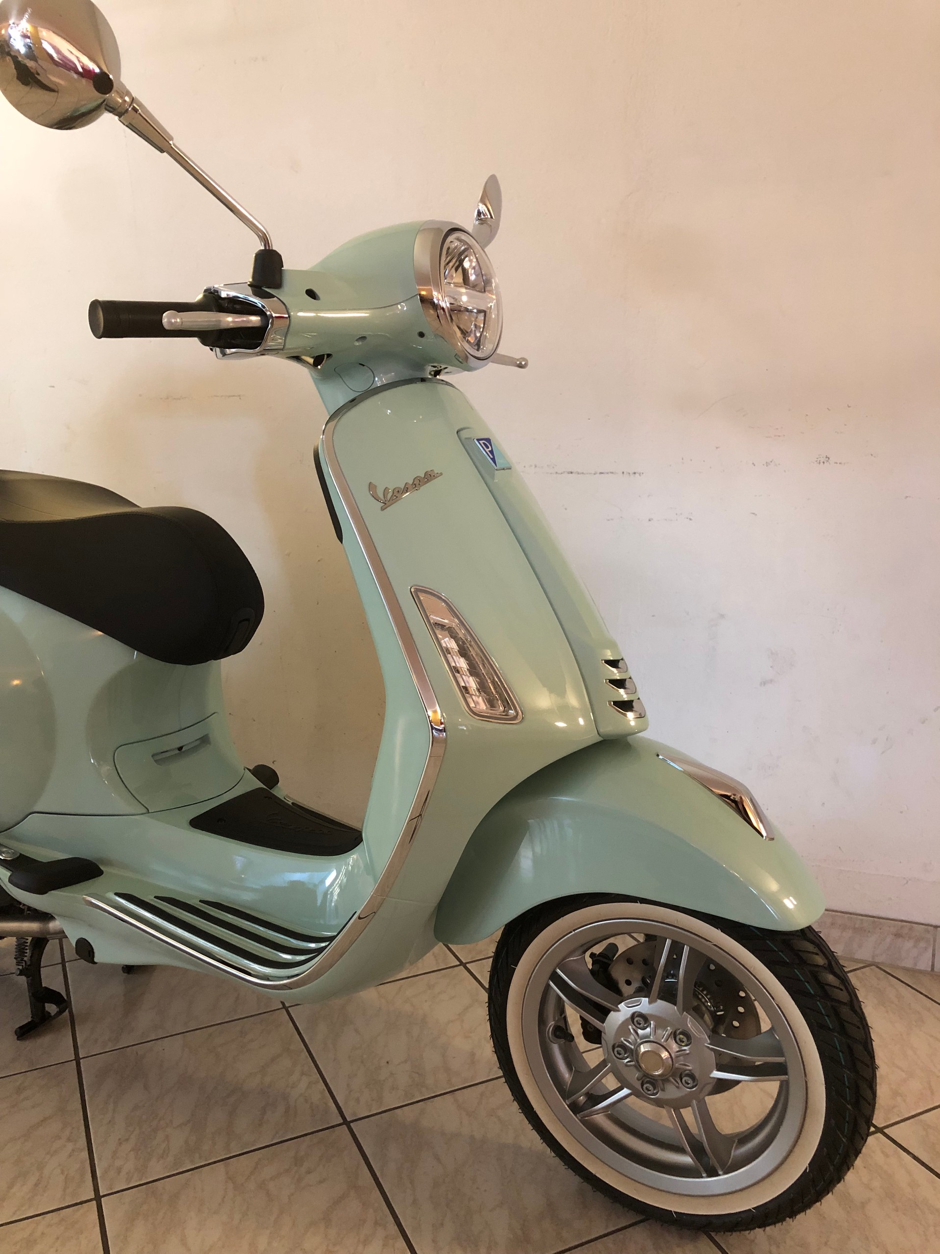 PIAGGIO Vespa 125 Primavera ABS-image-6
