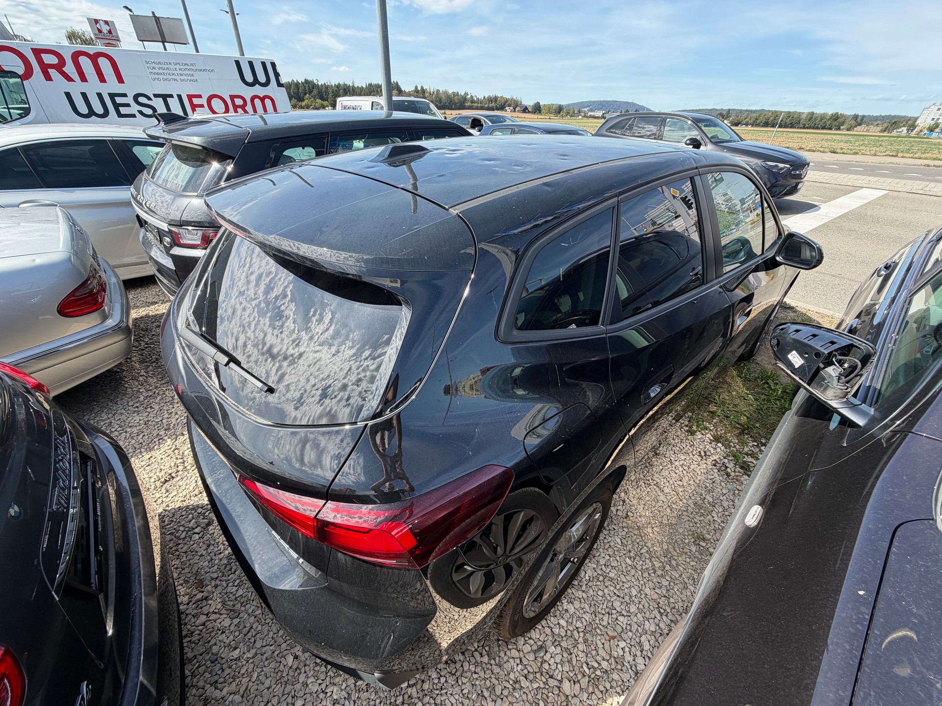 BMW 220i Active Tourer DKG-image-23