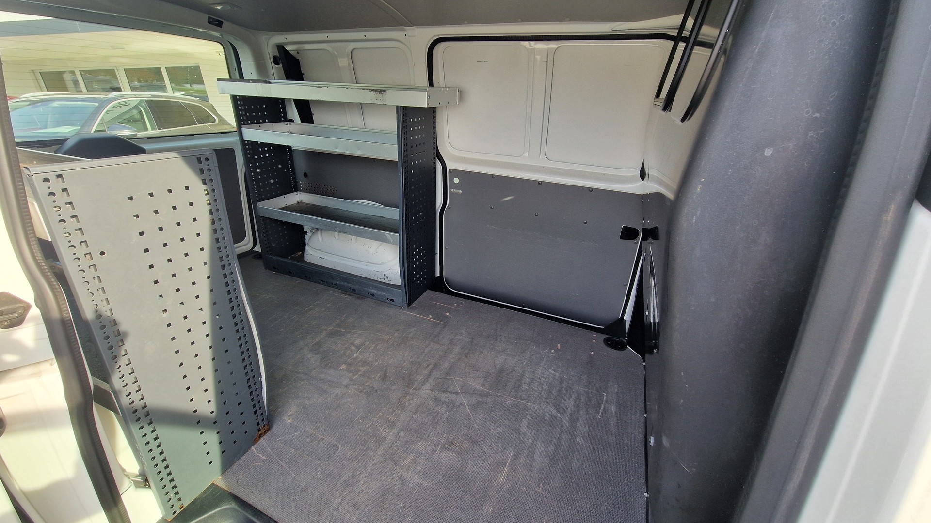 VW T6.1 2.0 TDI-image-12