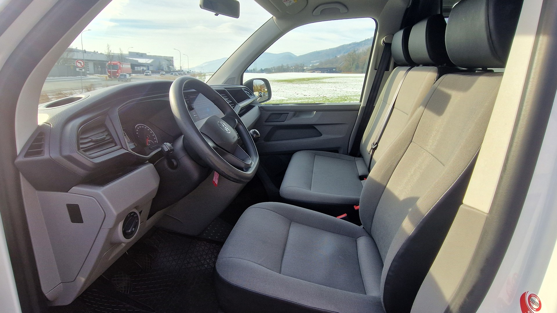 VW T6.1 2.0 TDI-image-6