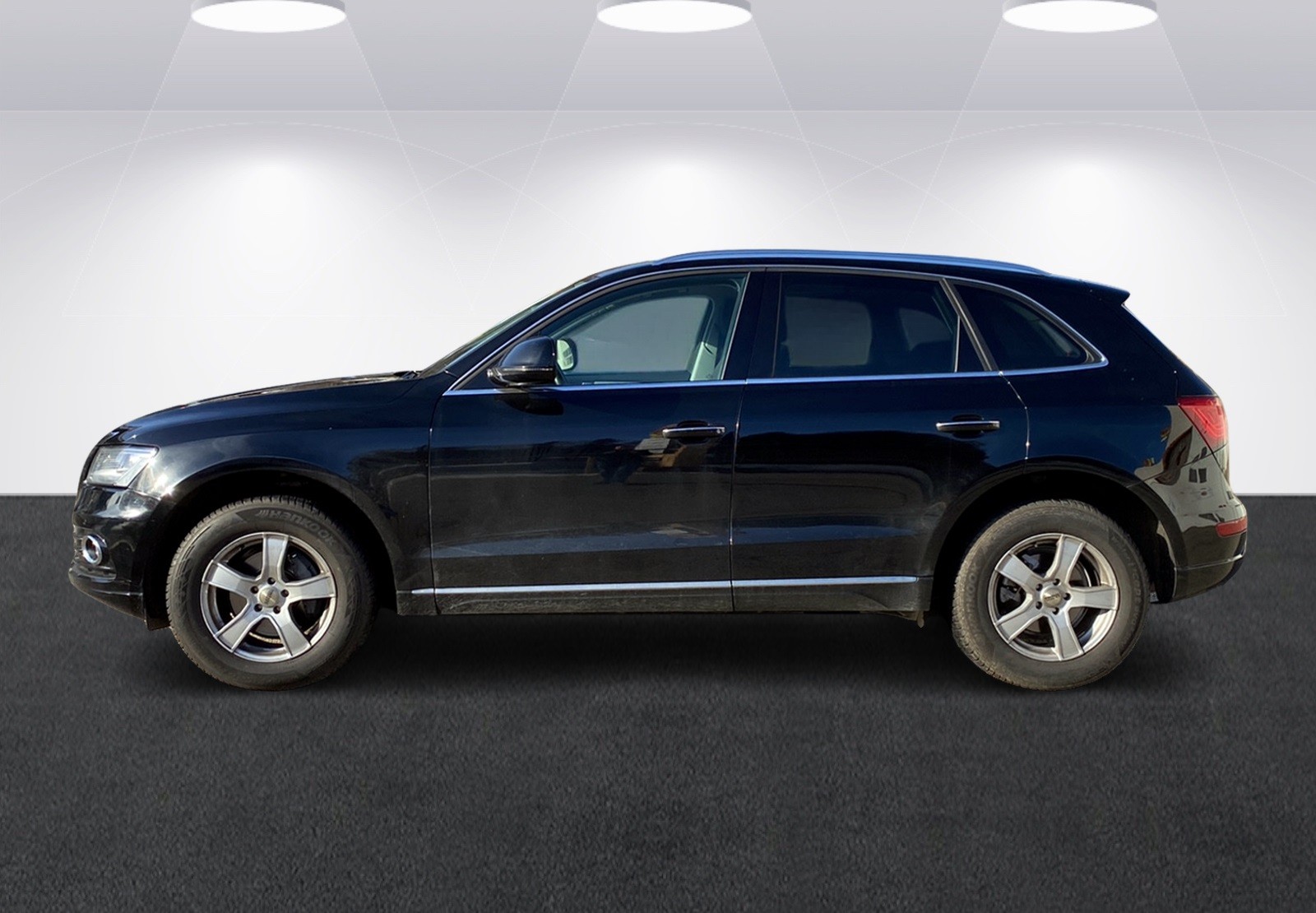 AUDI Q5 2.0 TFSI quattro tiptronic-image-2