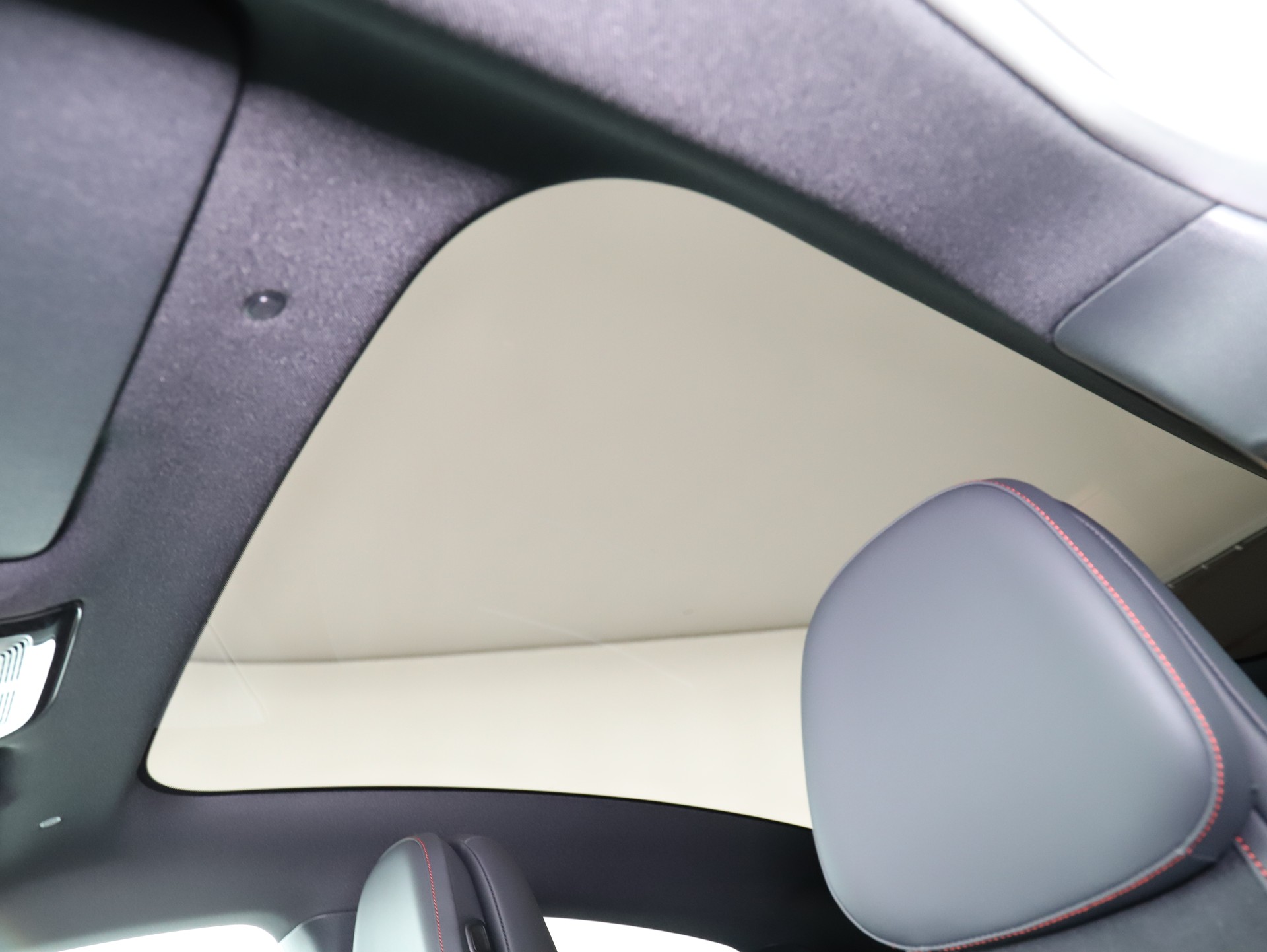 MERCEDES-BENZ CLA 220 8G-DCT 4Matic-image-11