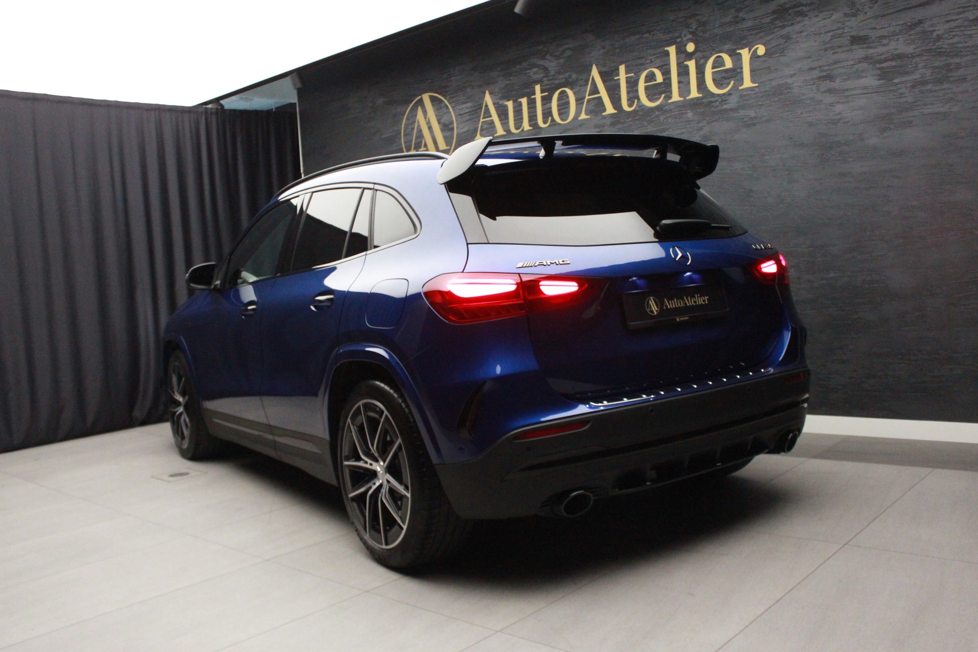 MERCEDES-BENZ GLA AMG 35 4Matic 8G-DCT-image-9