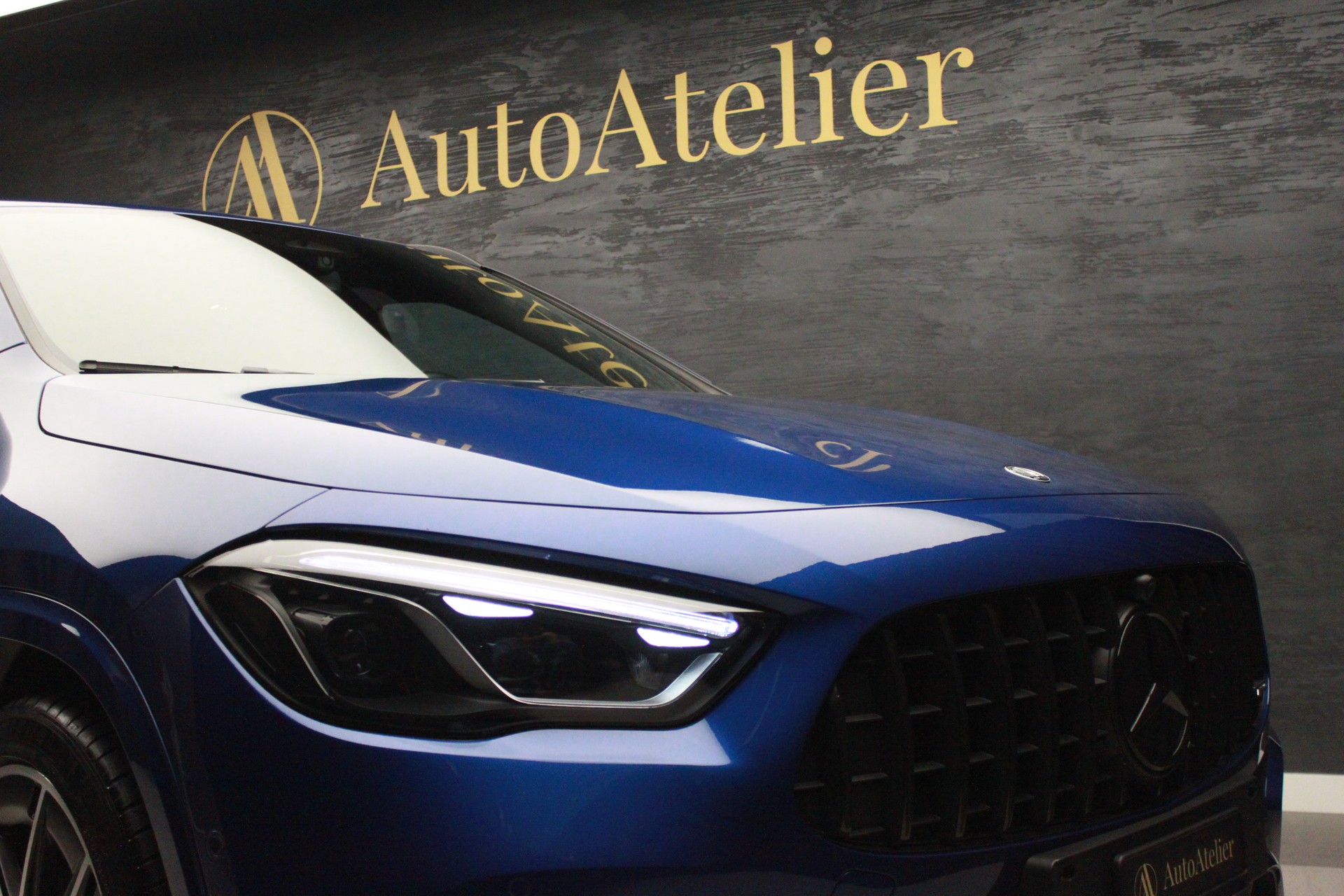 MERCEDES-BENZ GLA AMG 35 4Matic 8G-DCT-image-6