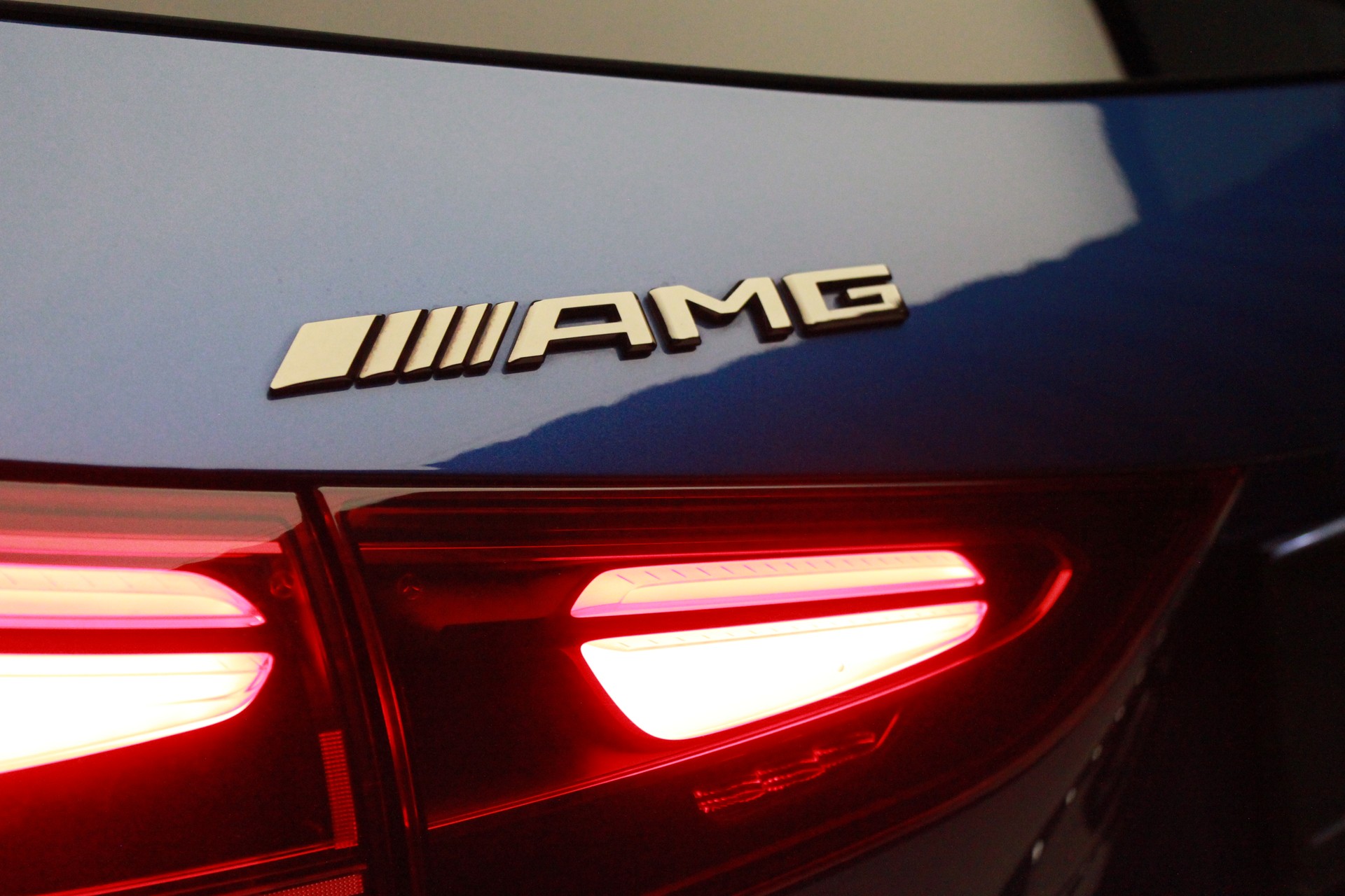 MERCEDES-BENZ GLA AMG 35 4Matic 8G-DCT-image-11