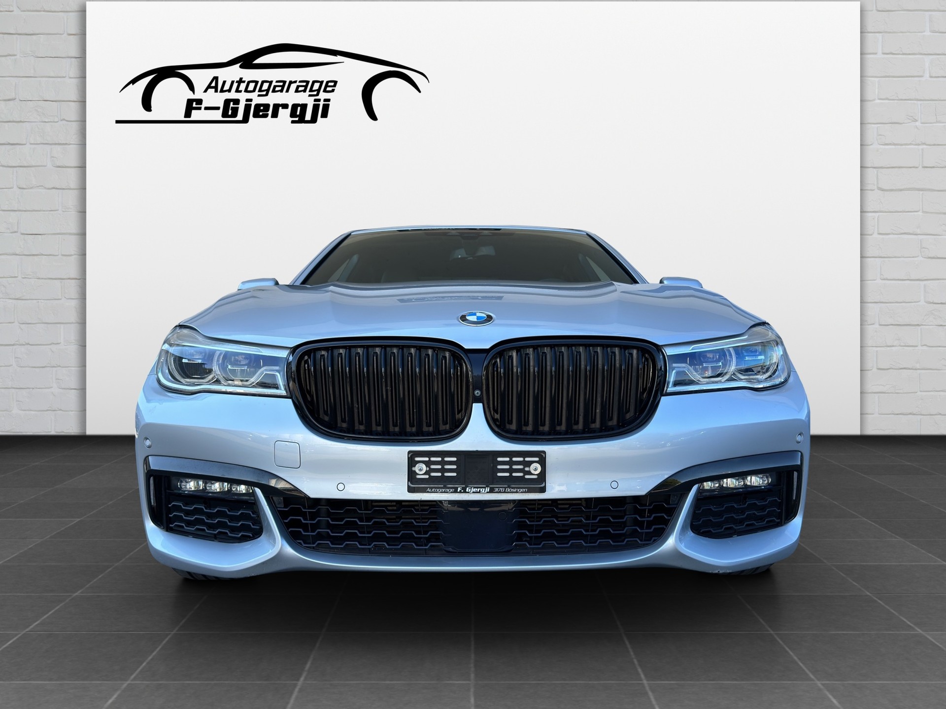 BMW 730d xDrive Steptronic-showroom-element-2